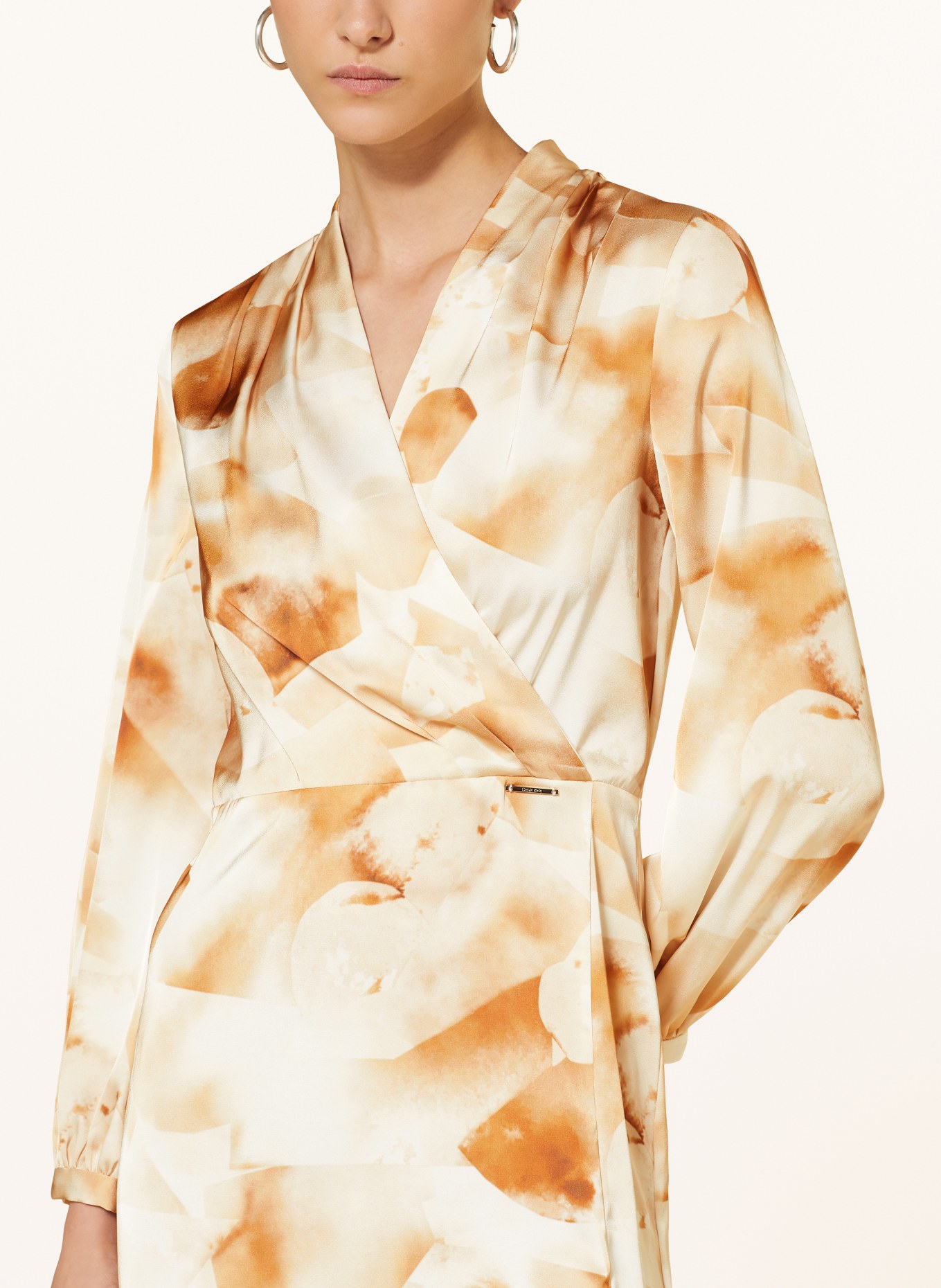 Calvin Klein Kleid in Wickeloptik, Farbe: ECRU/ COGNAC/ HELLGELB (Bild 4)
