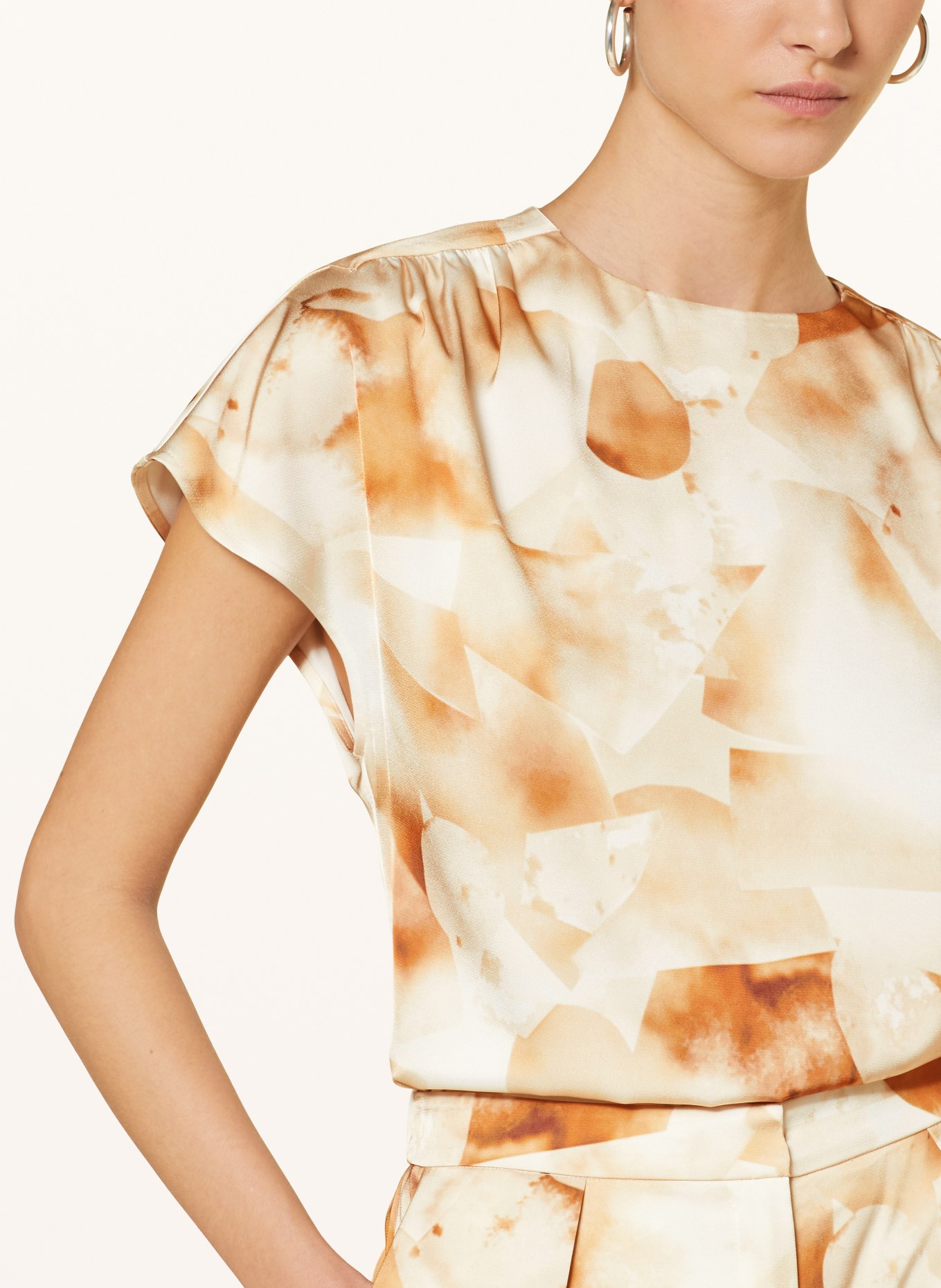 Calvin Klein Shirt blouse in satin, Color: BROWN/ LIGHT BROWN (Image 4)