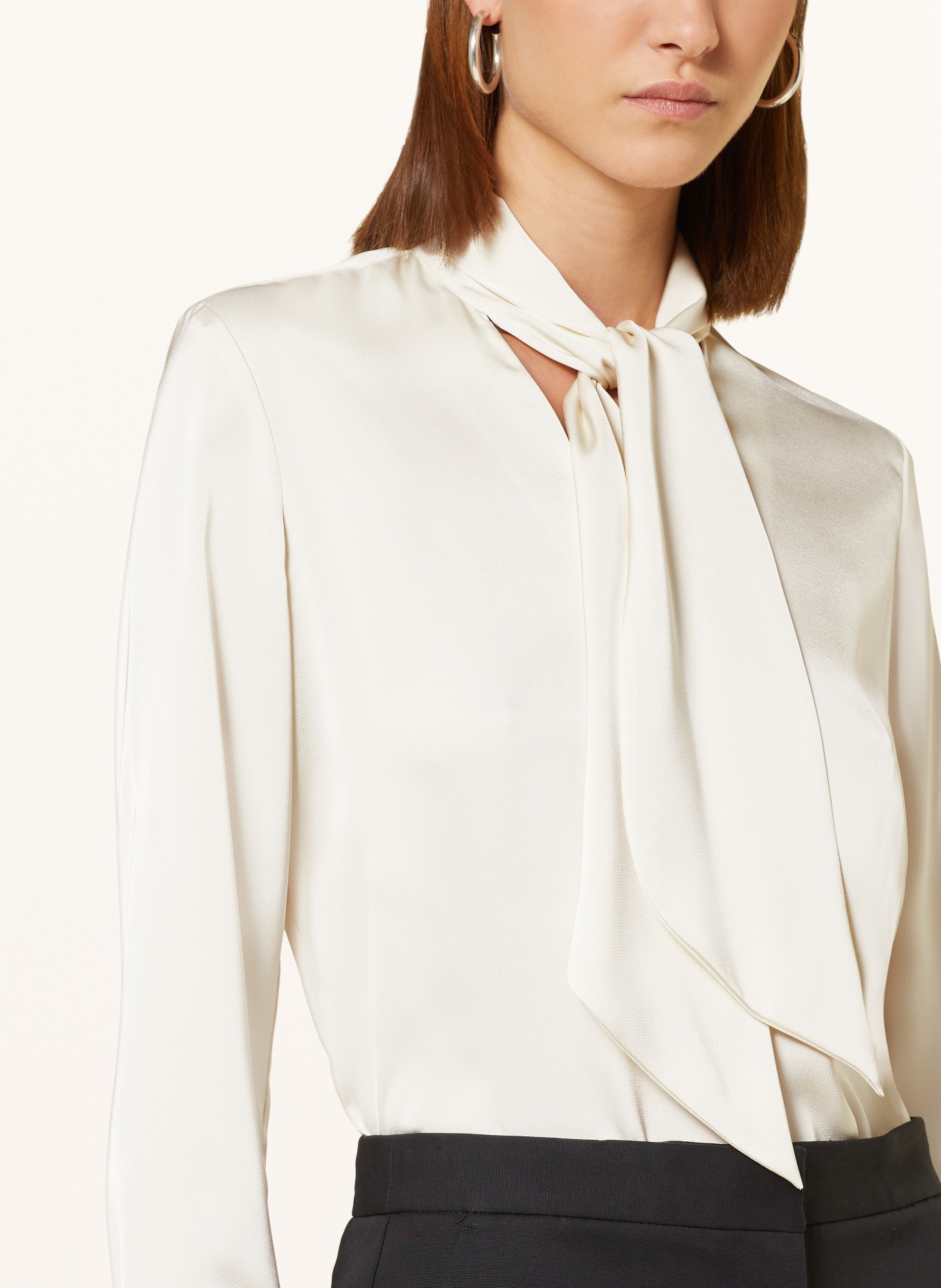 Calvin Klein Bluzka z wiązaniem pod szyją z satyny, Kolor: KREMOWY (Obrazek 4)