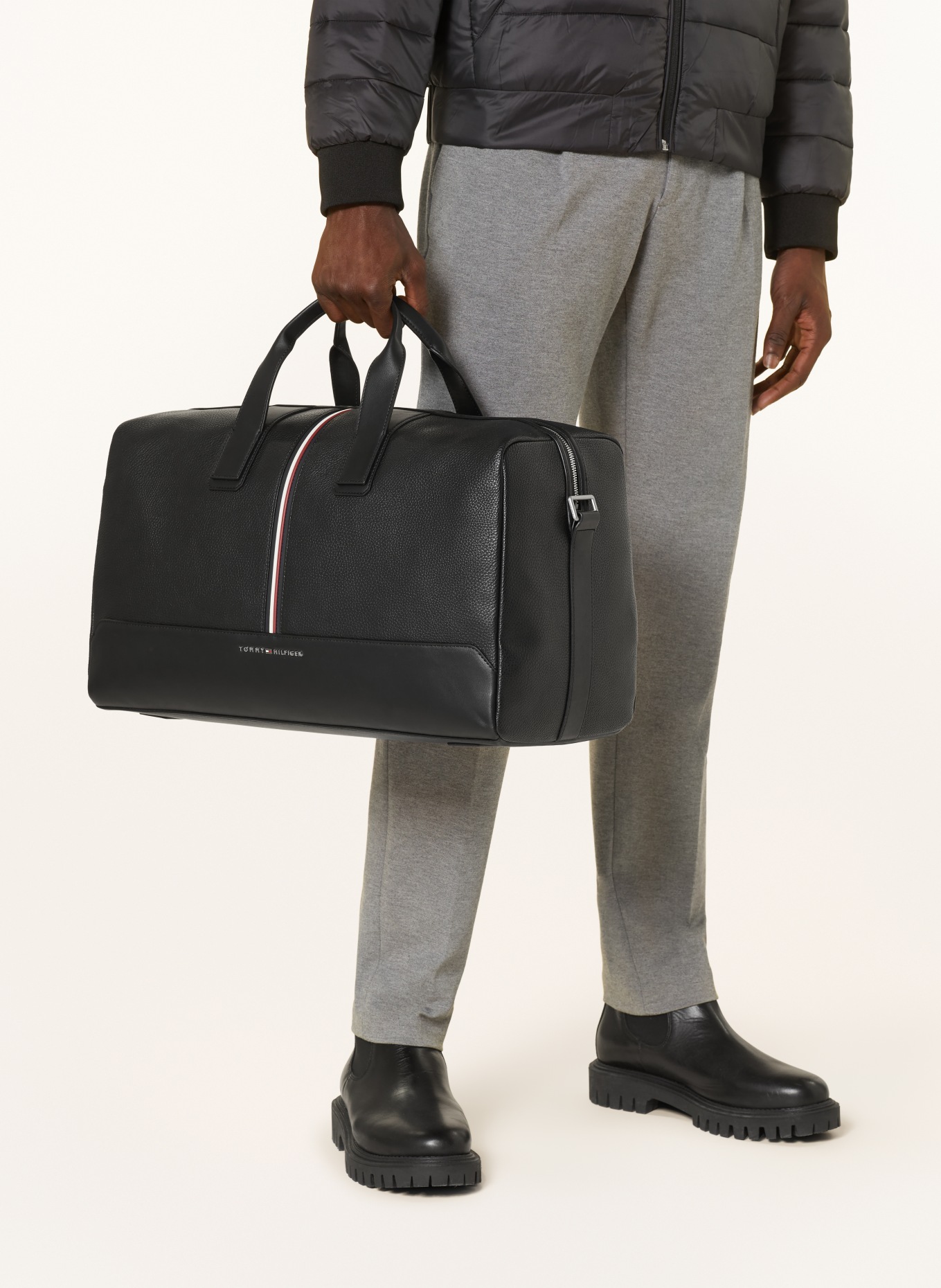 TOMMY HILFIGER Travel bag 24.5 l, Color: BLACK (Image 5)