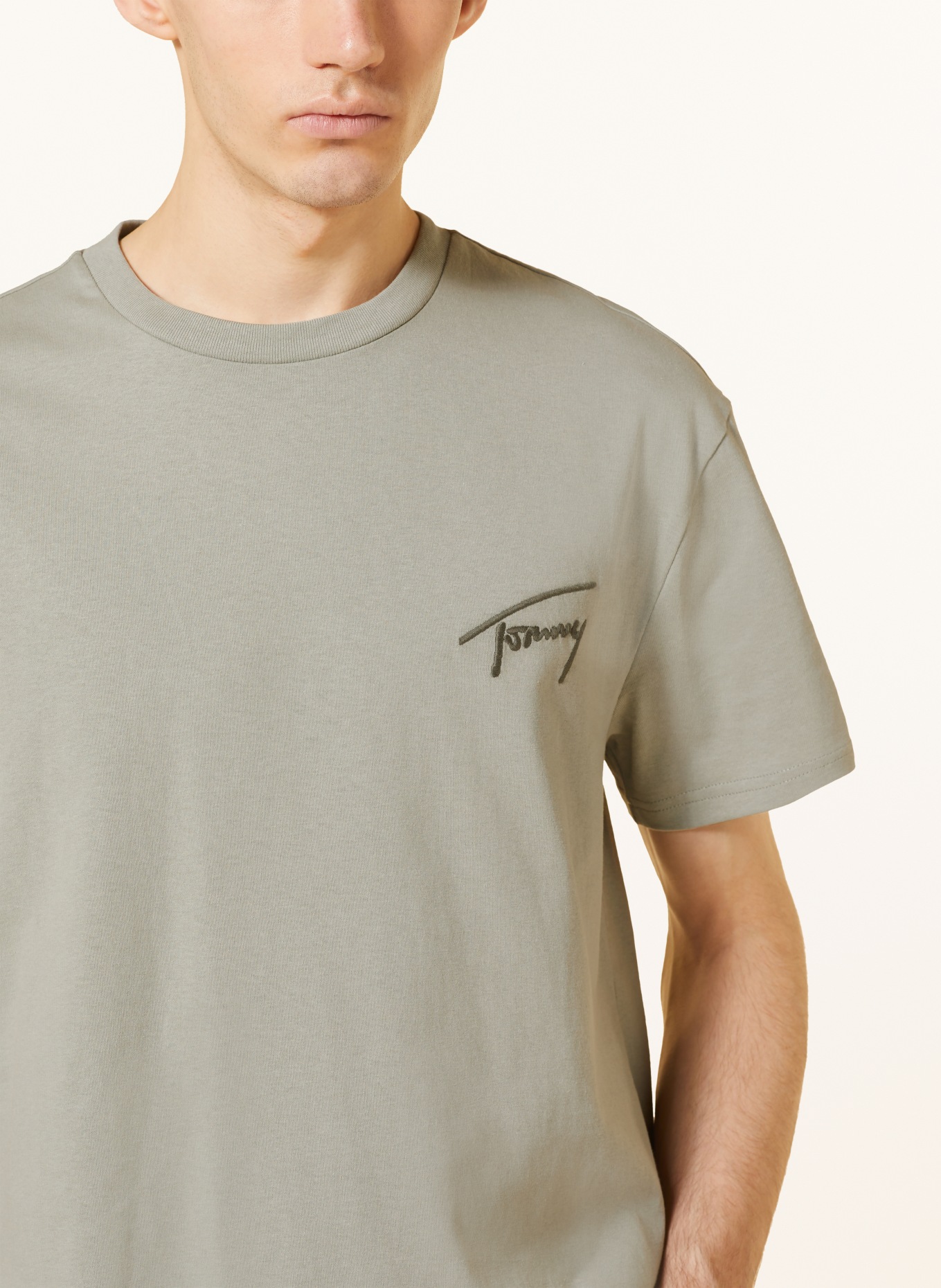 TOMMY JEANS T-shirt, Color: PMI Faded Willow (Image 4)