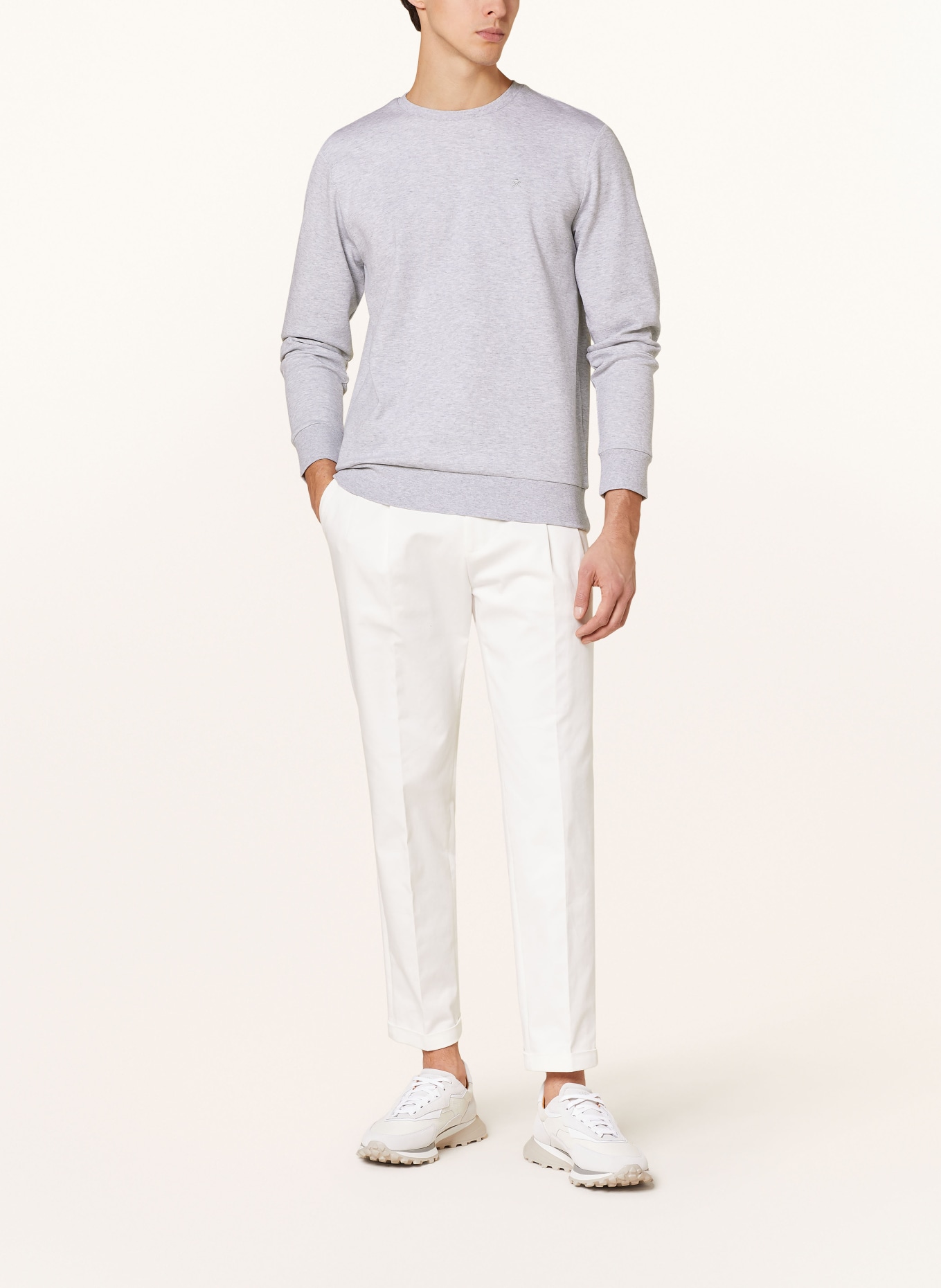 ちゃんれん　美品　HACKETT LONDON ネイビー HACKETT LONDON Sweatshirt in light gray