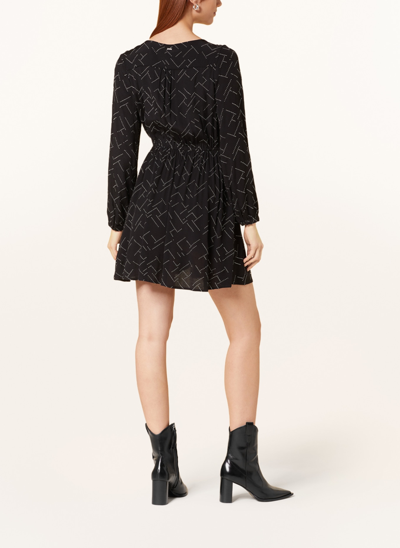 Pepe Jeans Dress AMBER in wrap look with rivets, Color: BLACK (Image 3)
