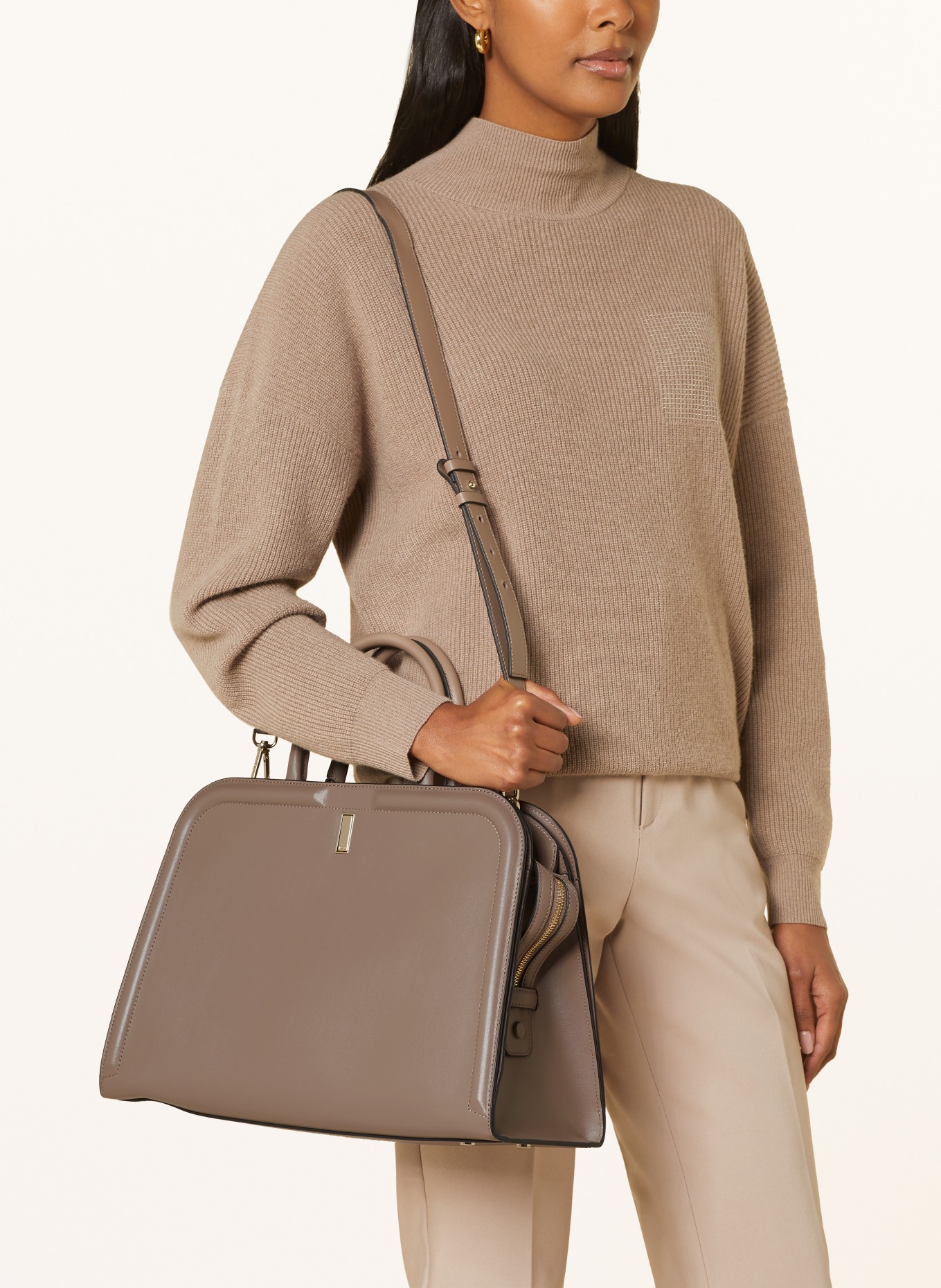 BOSS Handbag ARIELL with pouch, Color: TAUPE (Image 4)