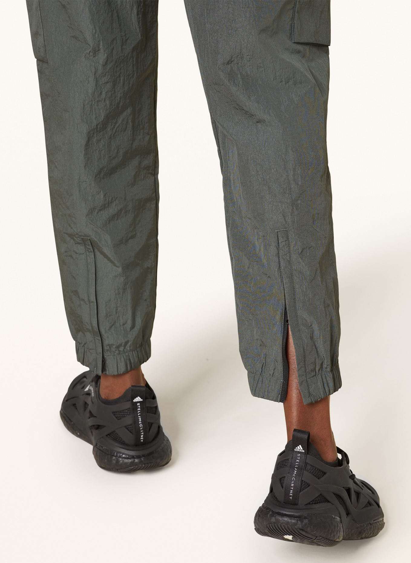 adidas Cargo trousers CITY ESCAPE, Color: DARK GREEN (Image 4)