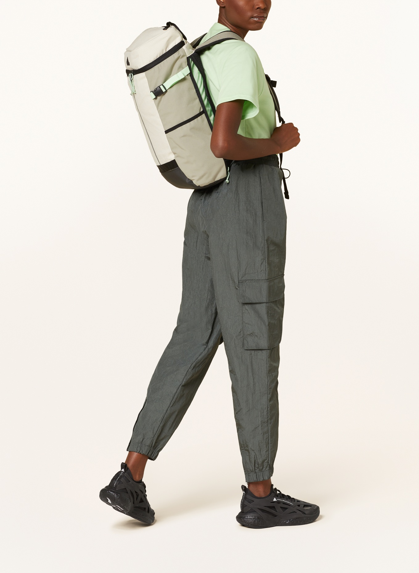 adidas Plecak 22,4 l z kieszenią na laptop, Kolor: ECRU/ JASNOZIELONY (Obrazek 5)