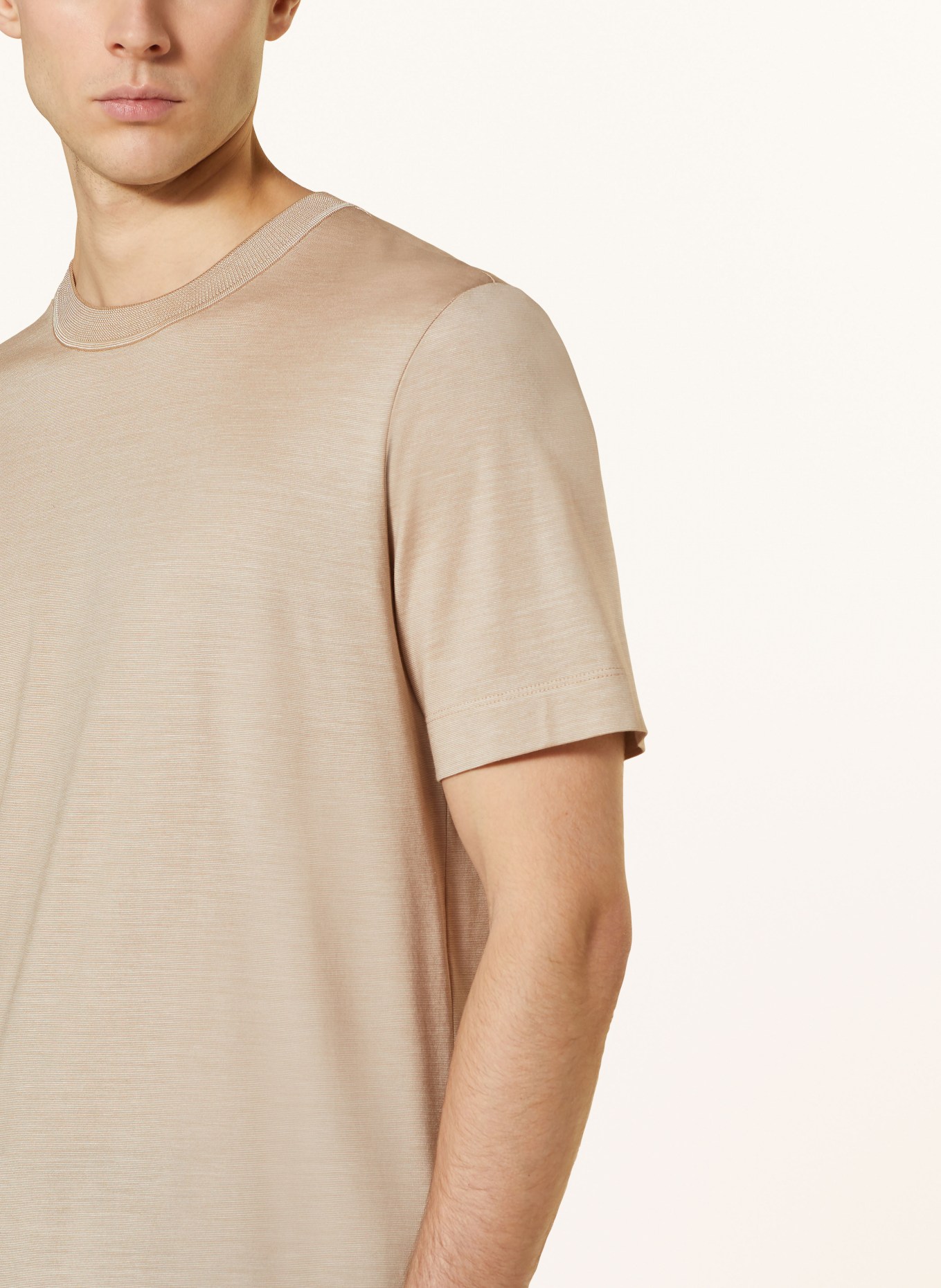 BOSS T-shirt TESAR with silk, Color: BROWN (Image 5)