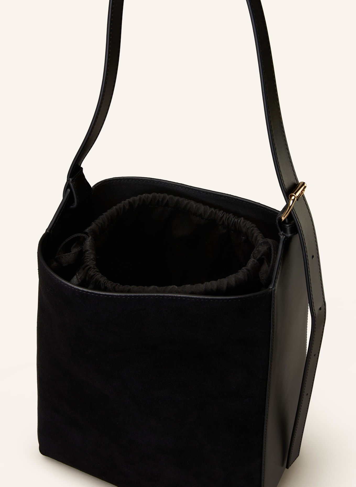 A.P.C. Hobo bag VIRGINIE, Color: BLACK (Image 3)