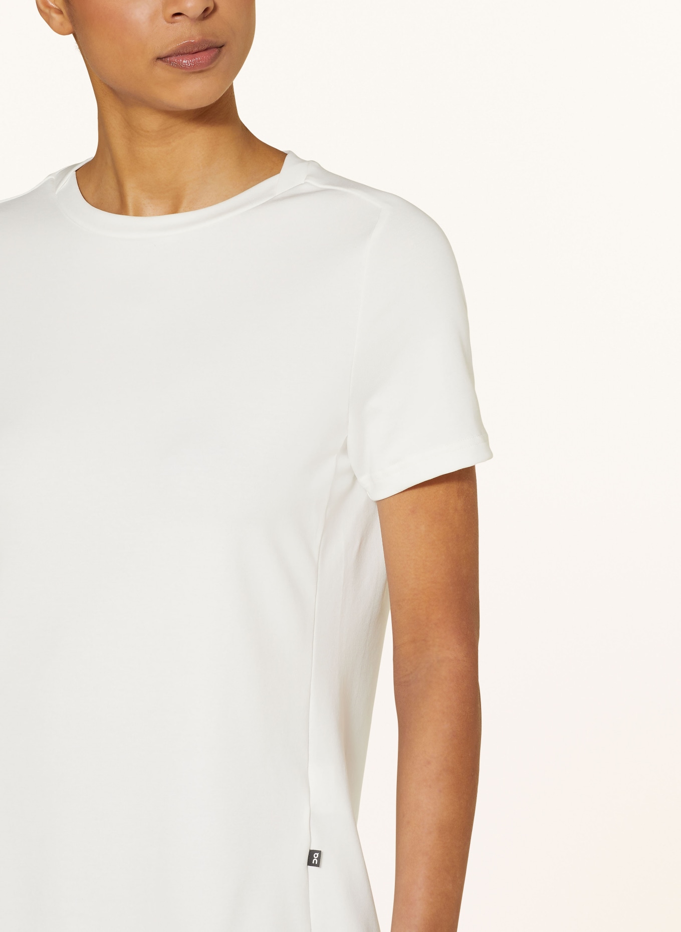 On T-shirt FOCUS-T, Color: WHITE (Image 4)