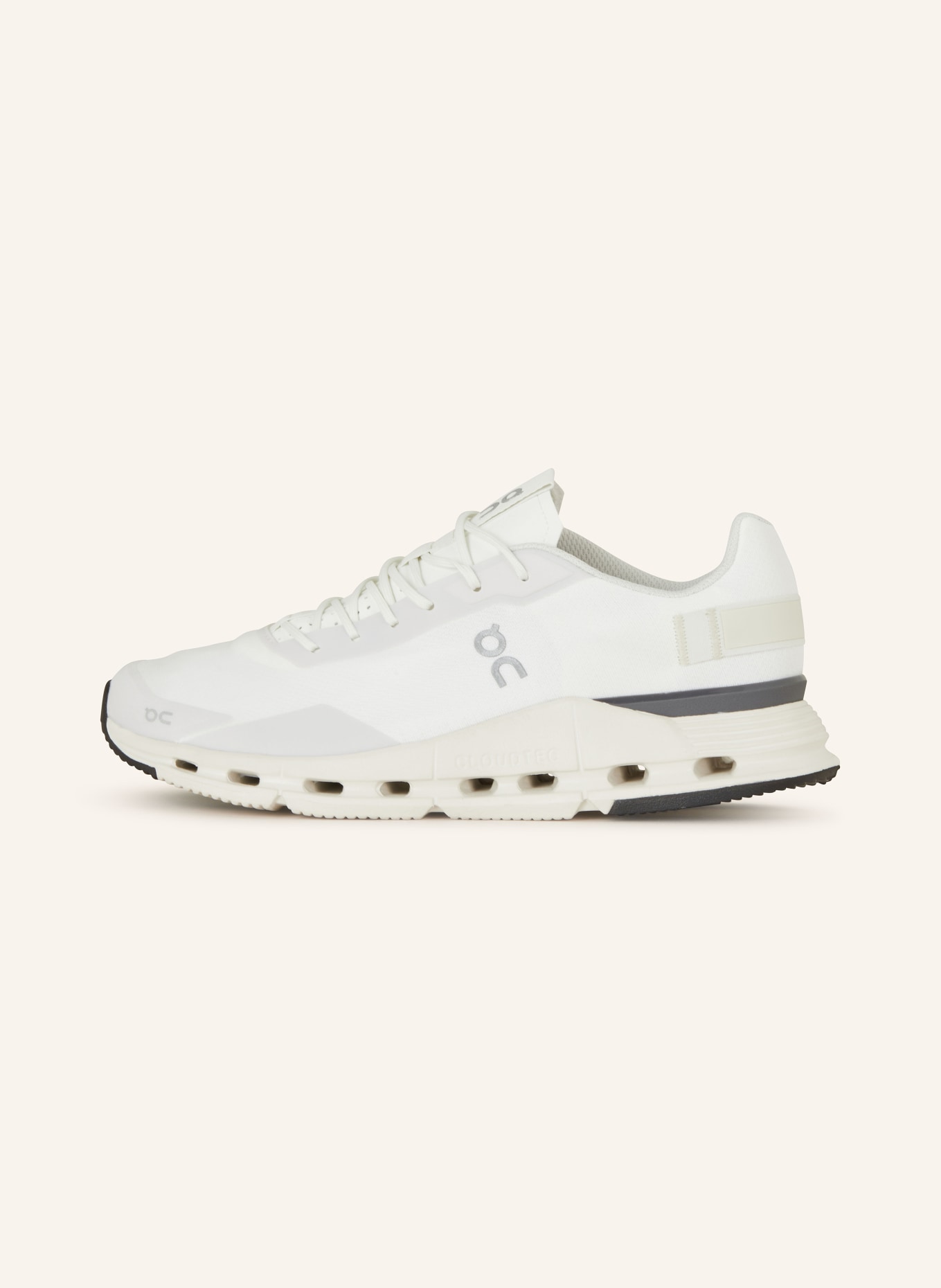 On Sneakers CLOUDNOVA FORM, Color: WHITE (Image 4)
