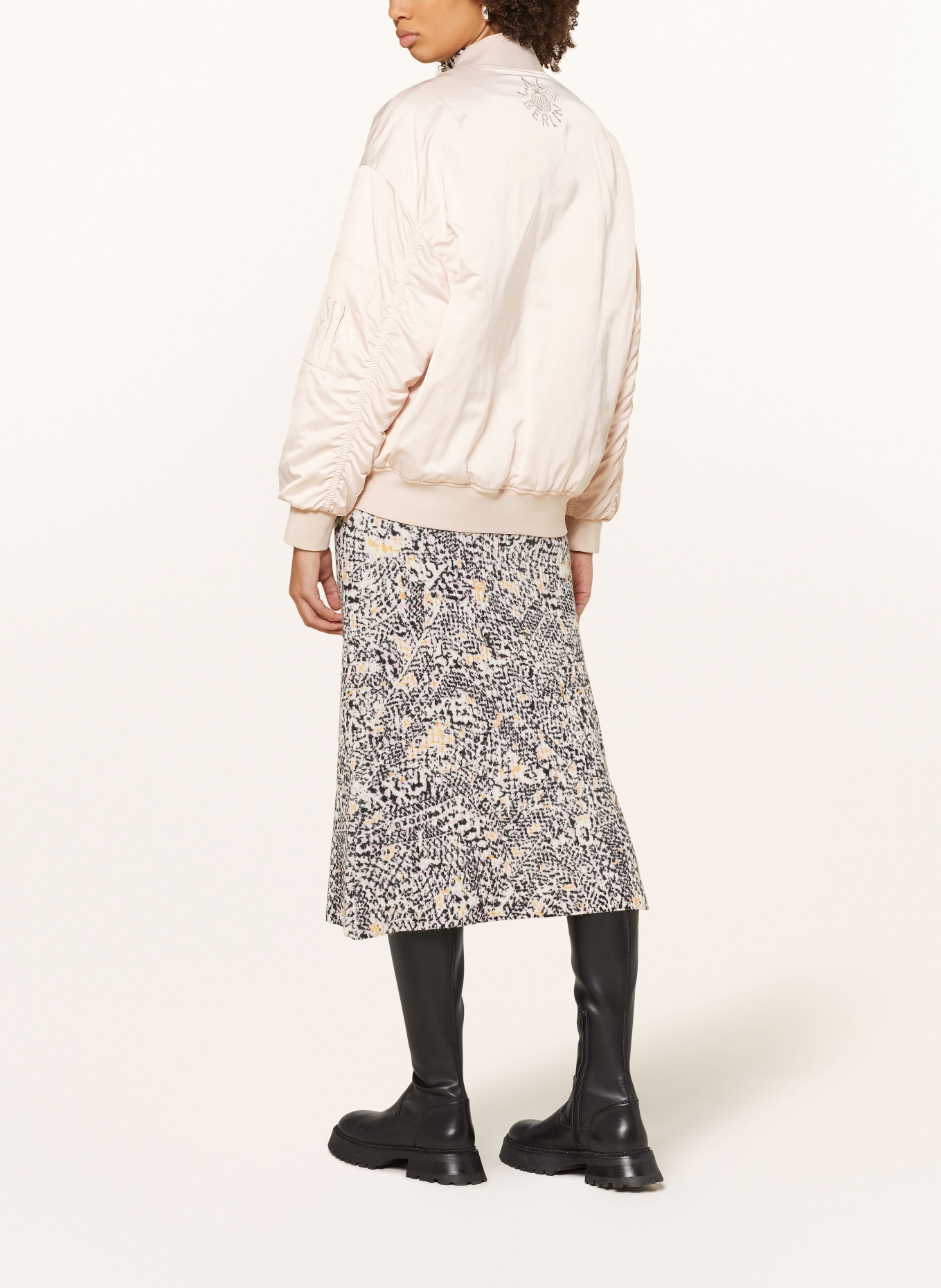Lala Berlin Satin blouse JALOU, Color: LIGHT PINK (Image 3)