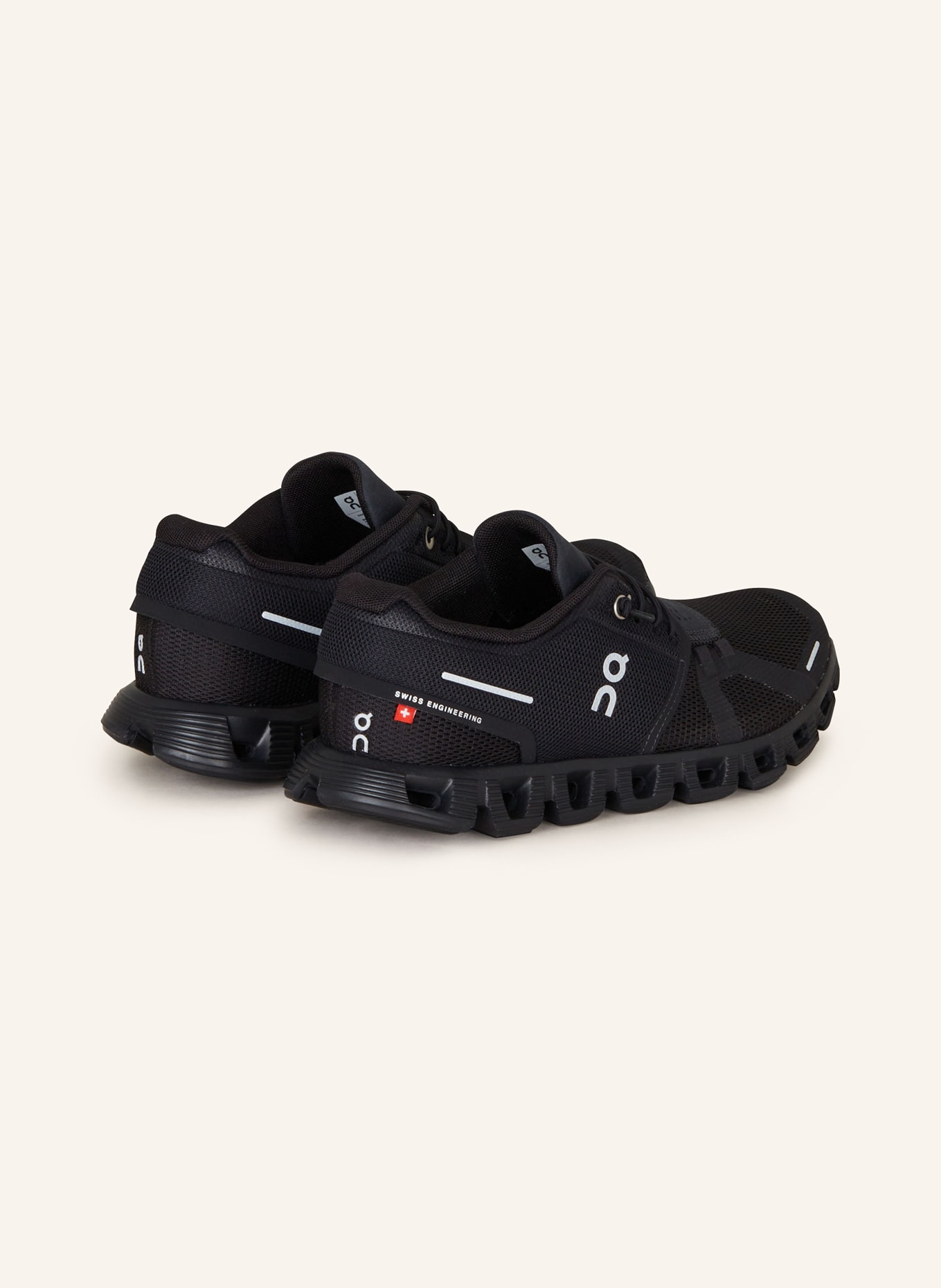 On Sneaker CLOUD 5: SCHWARZ