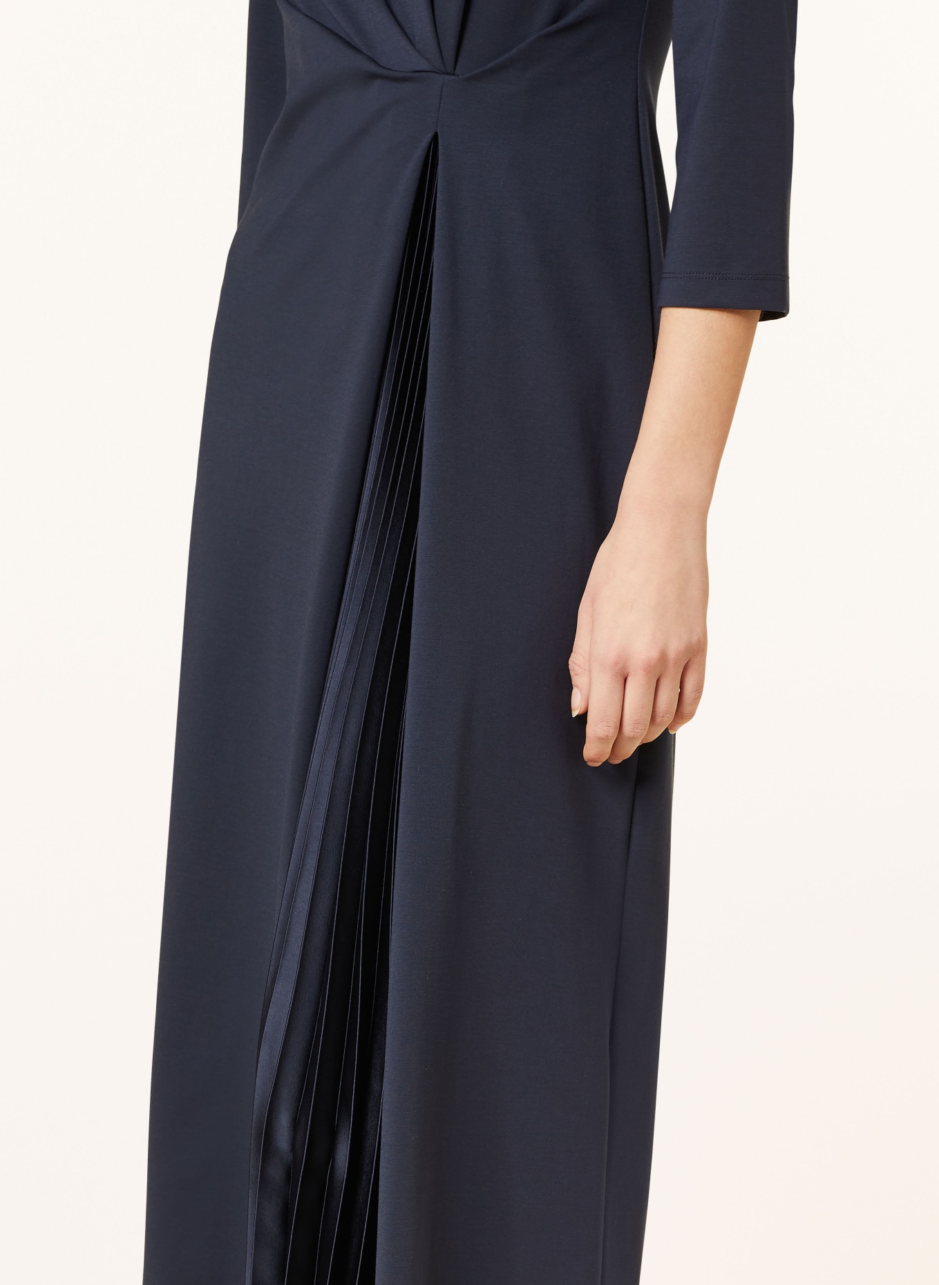 WEEKEND MaxMara Jersey dress GESSY with 3/4 sleeves, Color: 004 NAVY (Image 4)