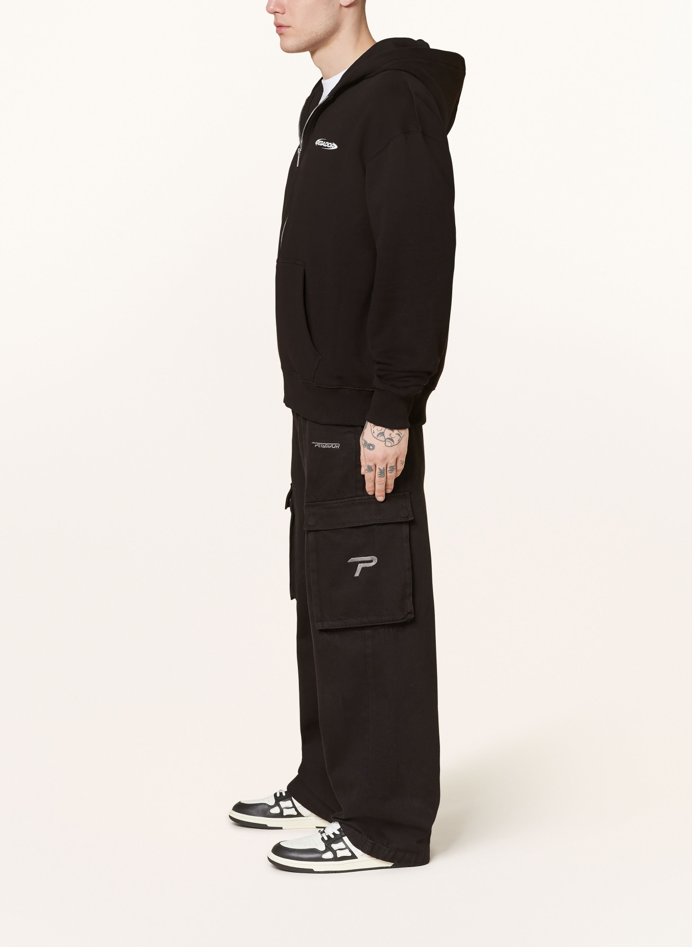 PEGADOR Oversized sweat jacket CRAIL, Color: BLACK/ WHITE (Image 4)