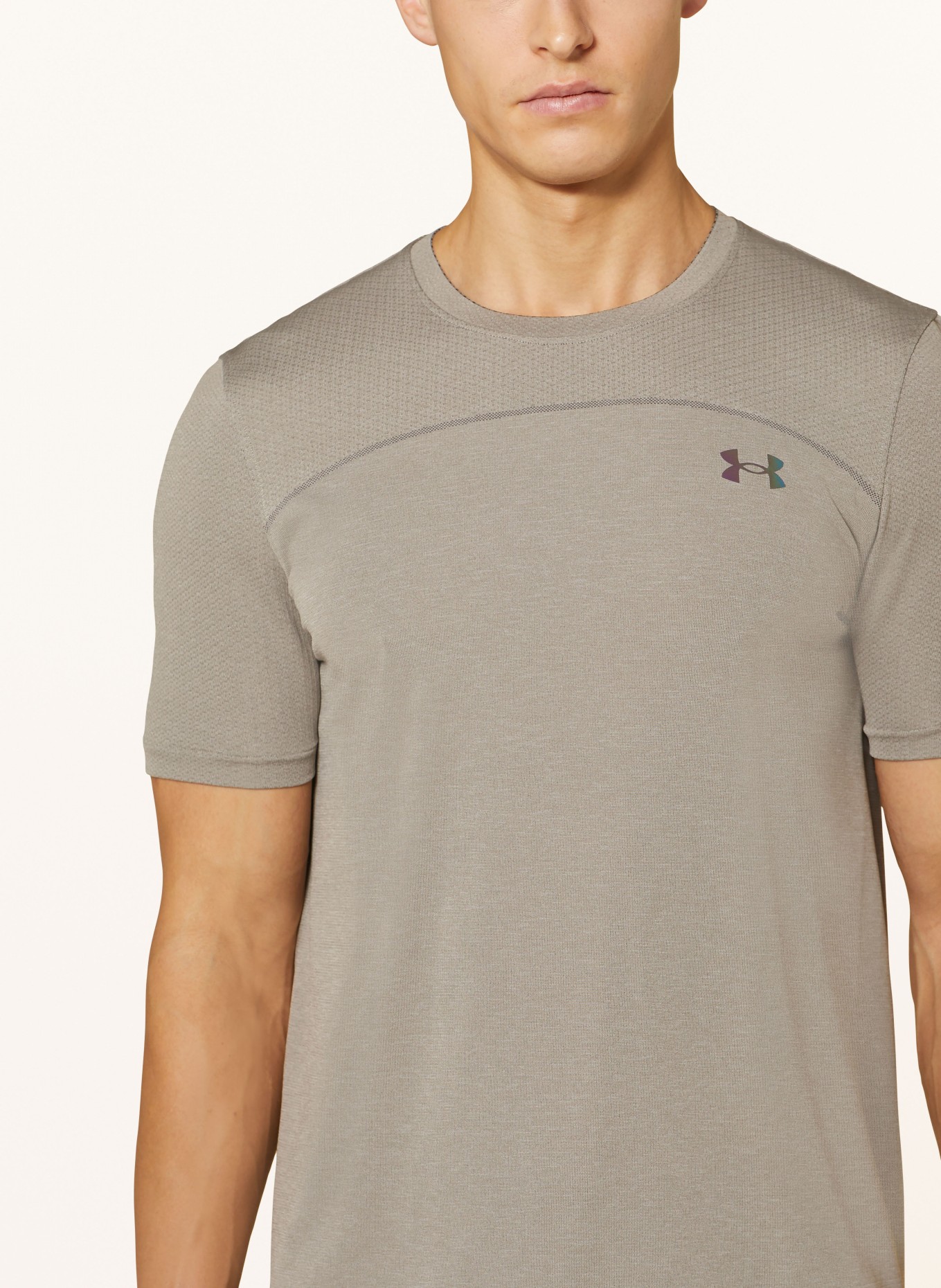 UNDER ARMOUR T-shirt UA RUSH™ SEAMLESS WORDMARK, Color: TAUPE (Image 4)