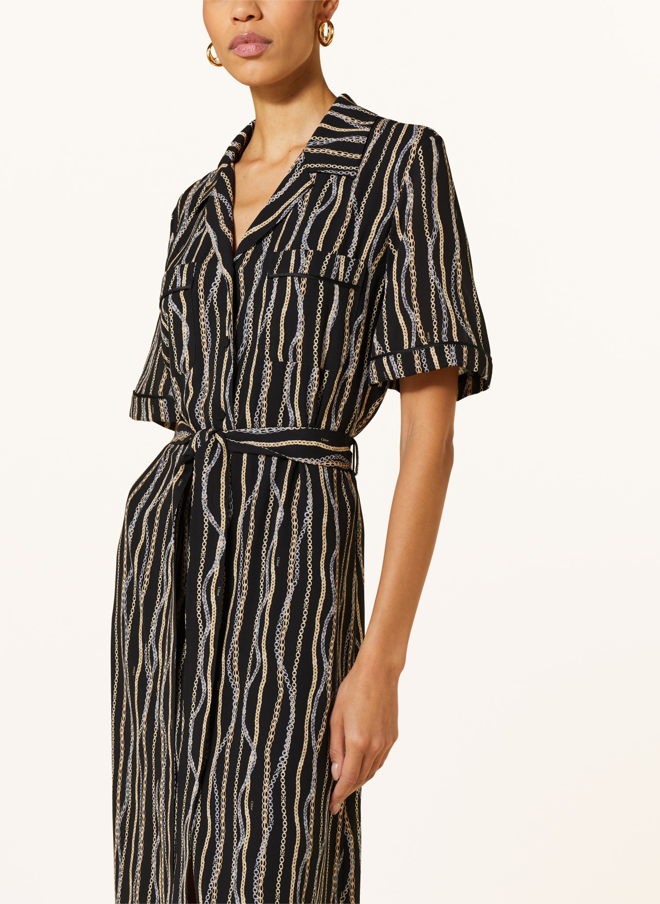 Chlo Shirt dress in silk in black gray dark yellow