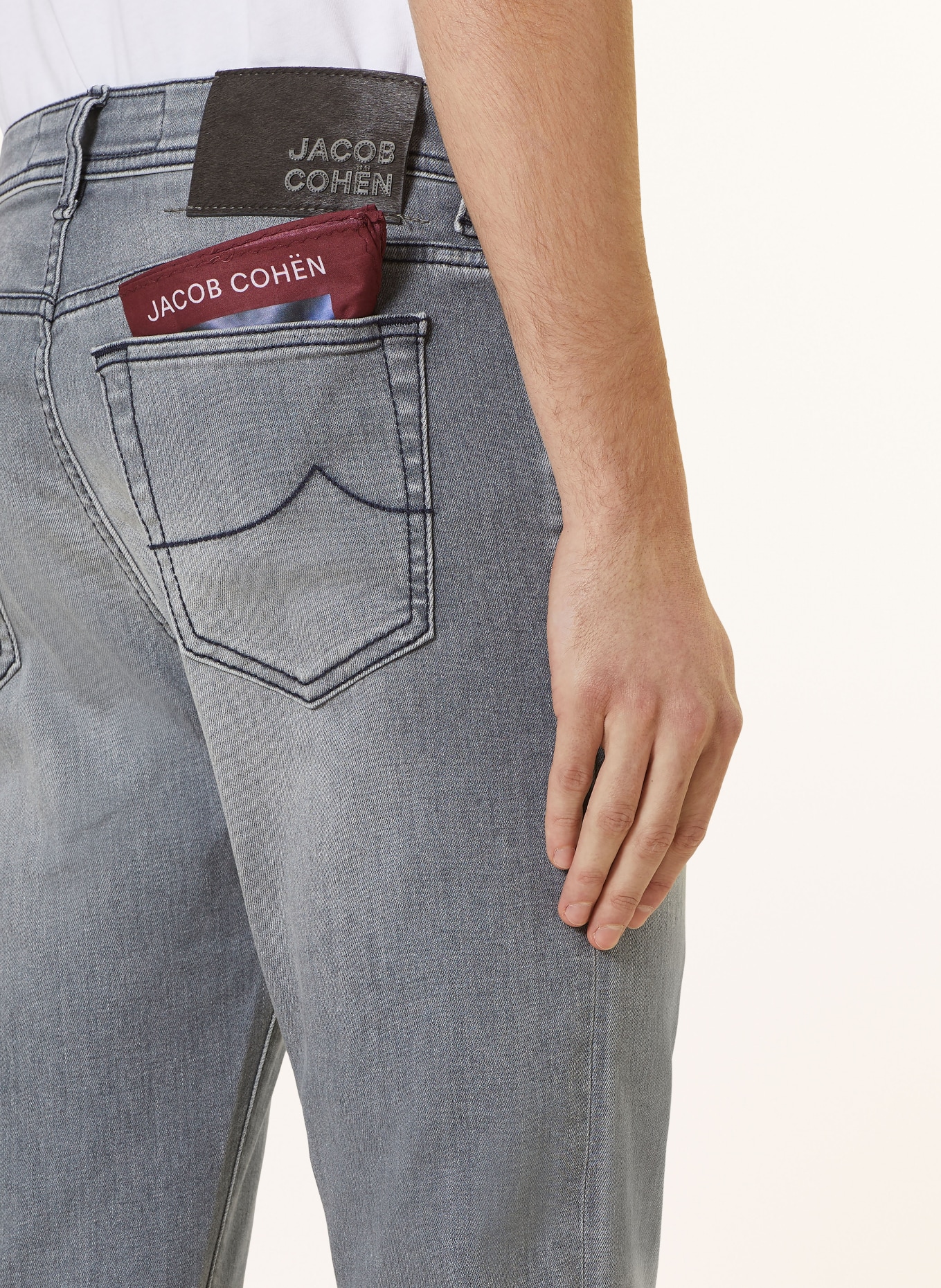 JACOB COHEN Jeans BARD Slim Fit, Farbe: 746D Light Grey (Bild 6)