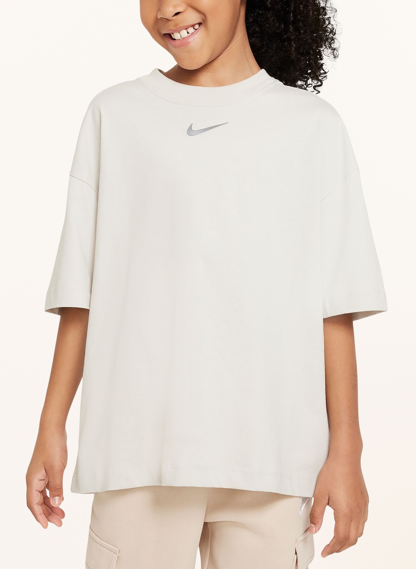 Nike T-Shirt SPORTSWEAR, Farbe: HELLGRAU (Bild 5)