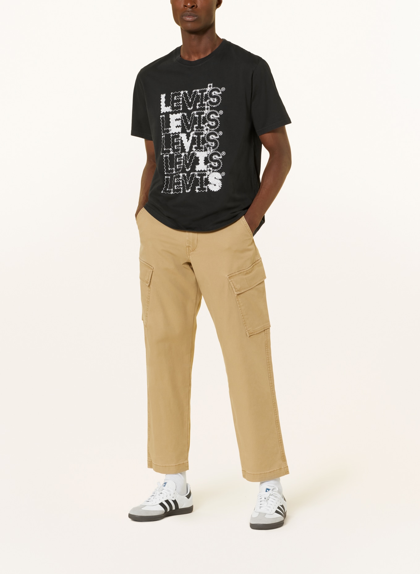 Levi's® T-shirt, Color: BLACK (Image 2)