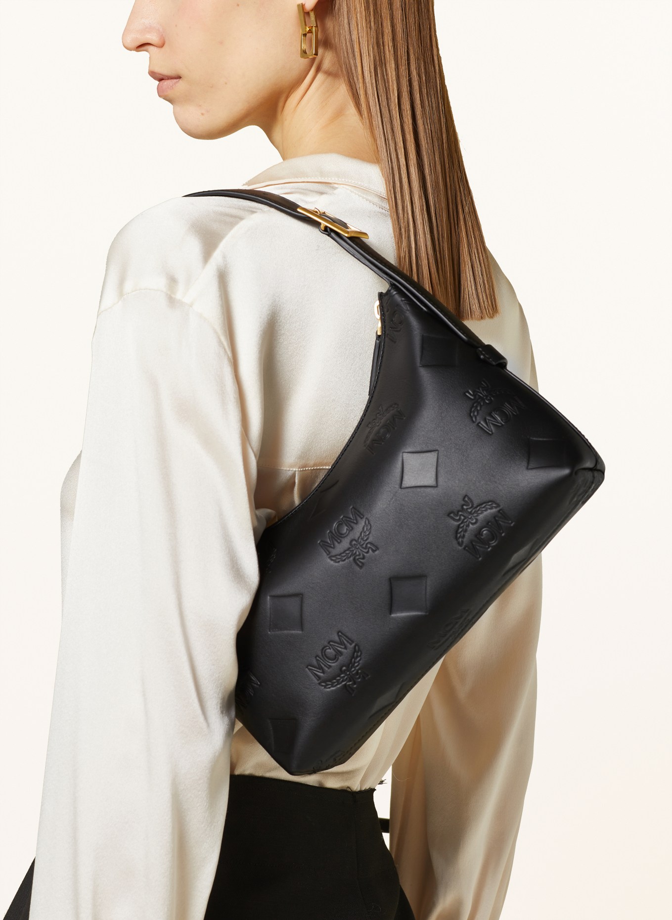 MCM Hobo bag AREN SMALL, Color: BLACK (Image 4)