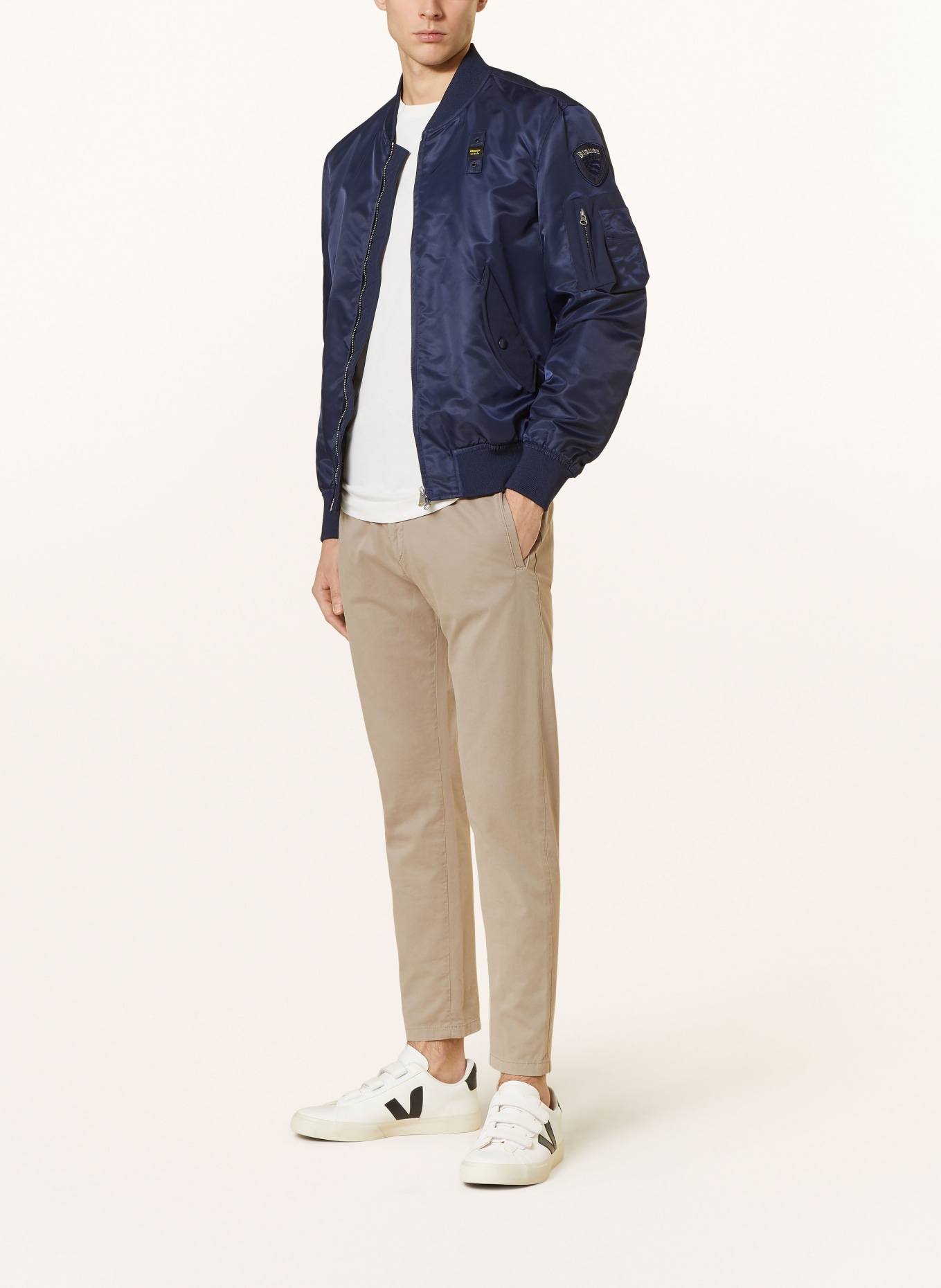 Blauer Blouson: DUNKELBLAU