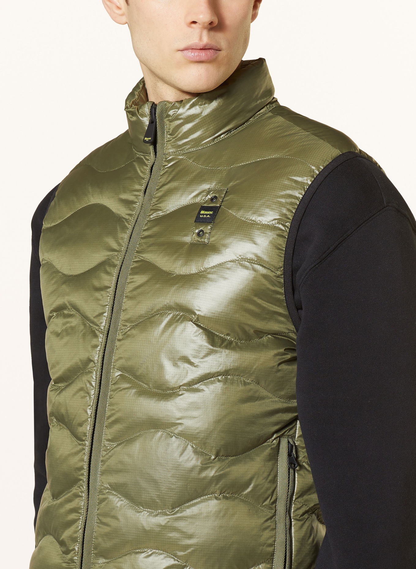 Blauer Quilted vest with DUPONT™ SORONA® insulation, Color: OLIVE (Image 4)