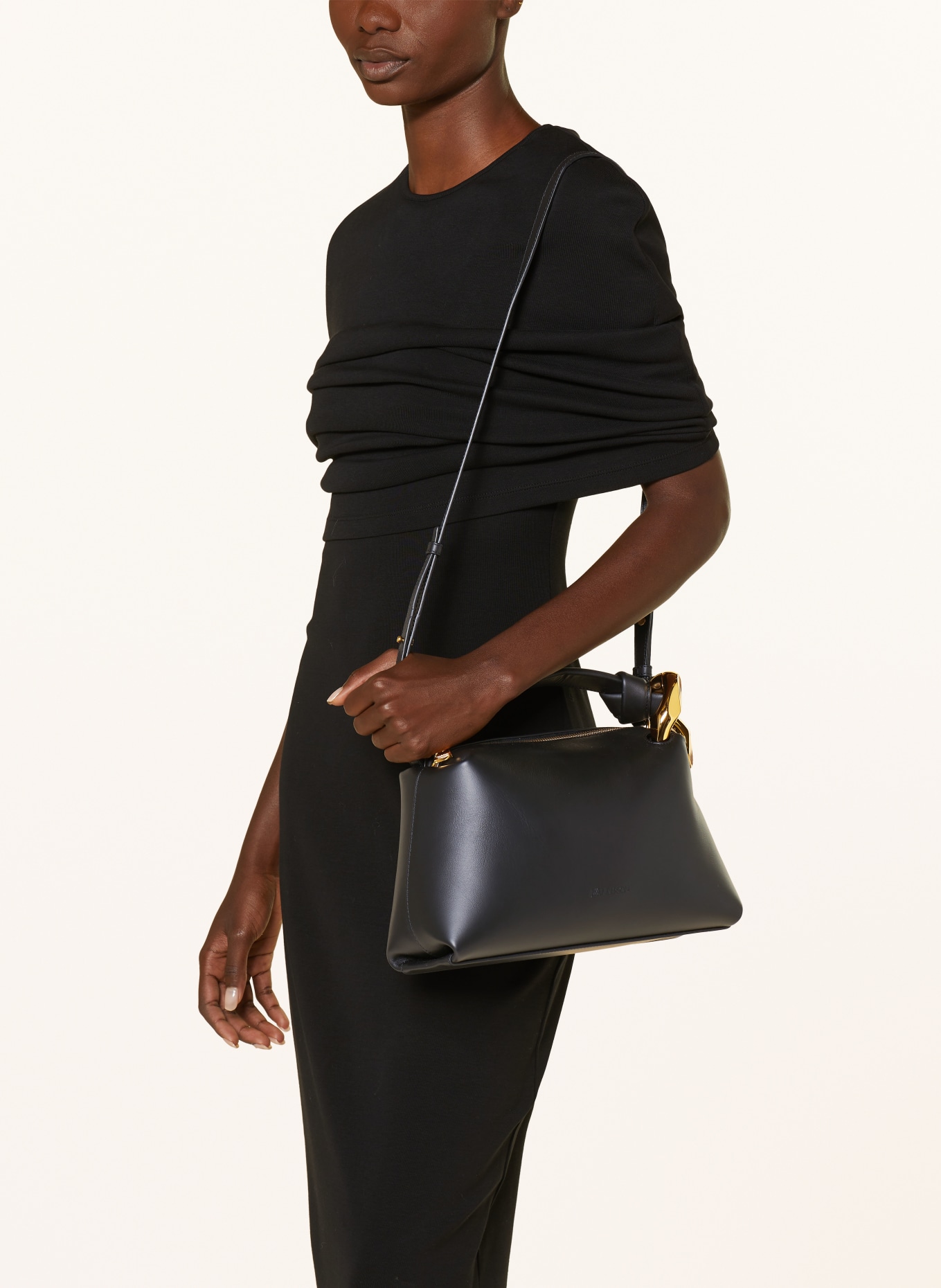 JW ANDERSON Handbag THE CORNER BAG, Color: BLACK (Image 4)