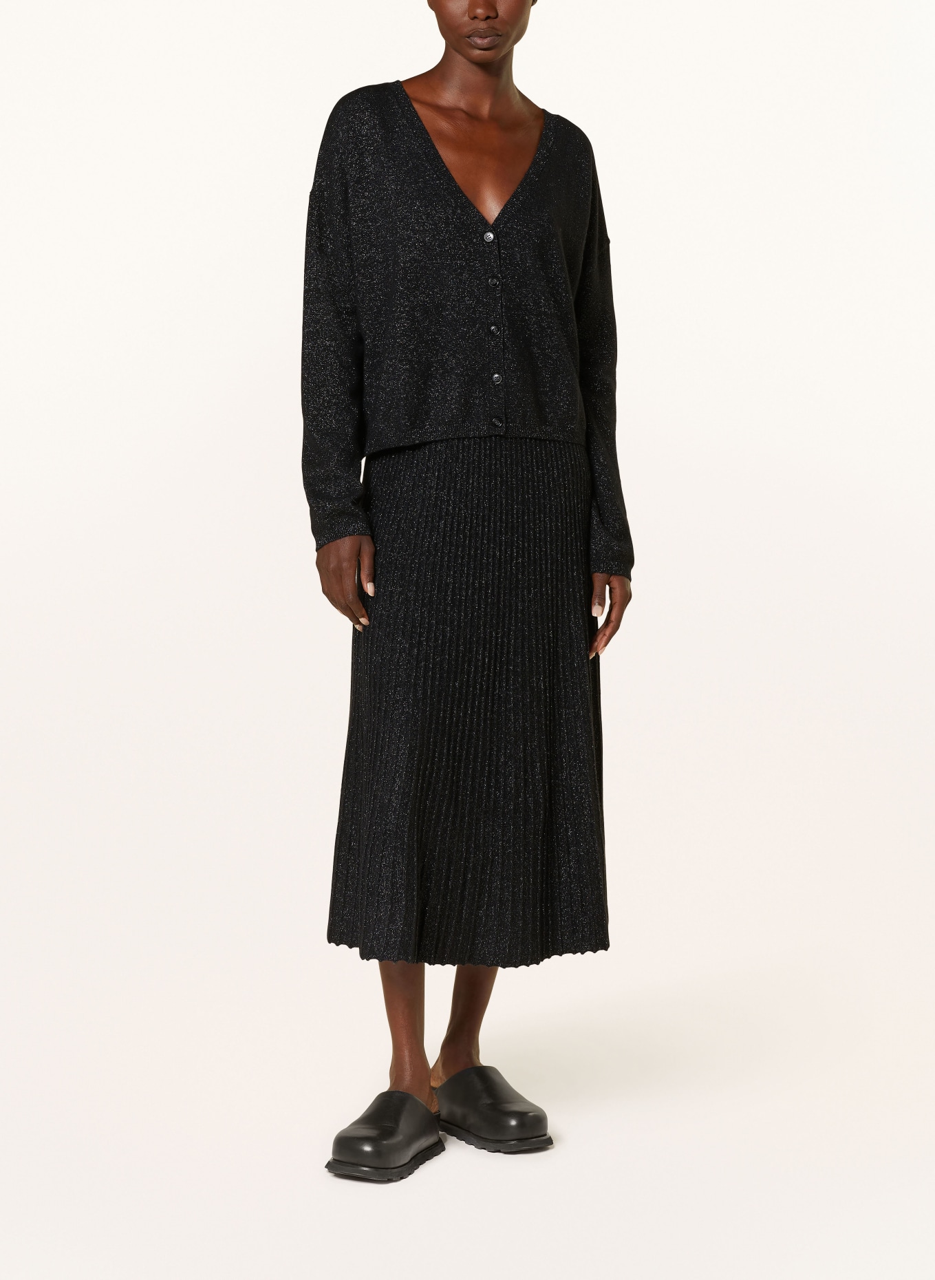 LISA YANG Knit skirt made of cashmere with pleats, Color: BLACK (Image 2)