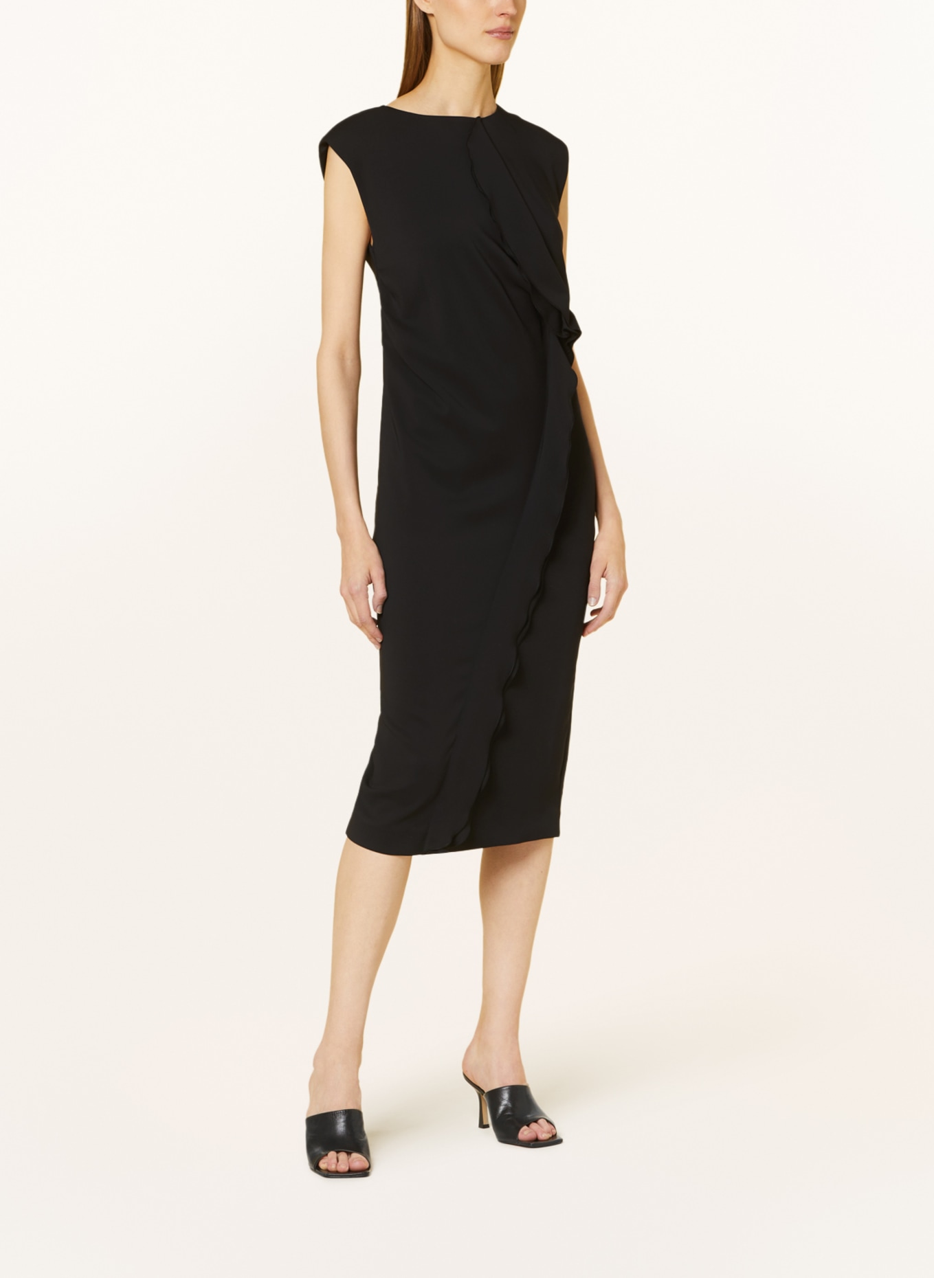 MARC CAIN Sukienka etui z wolantami, Kolor: 900 BLACK (Obrazek 2)