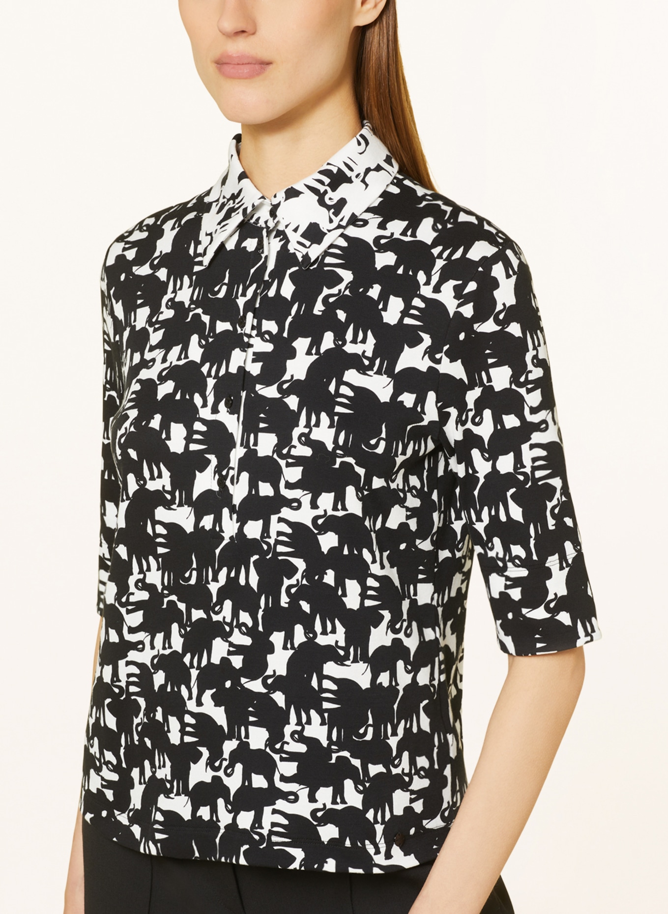 MARC CAIN Shirt blouse with ruffles, Color: 910 black and white (Image 4)