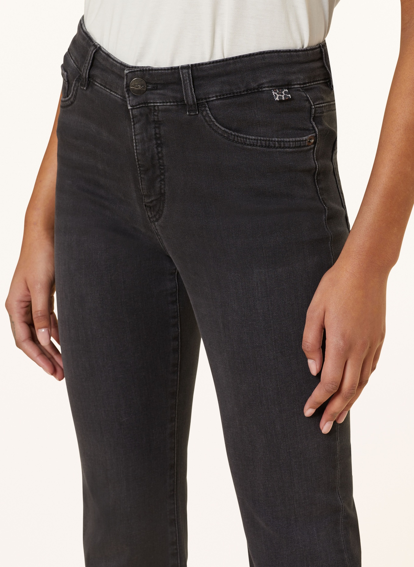 MARC CAIN Flared Jeans, Farbe: 880 anthrazit (Bild 5)