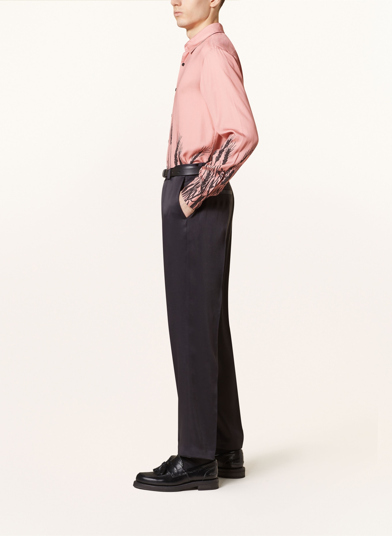 HUGO Chino kalhoty TEAGAN Regular Fit, Barva: ČERNÁ (Obrázek 4)