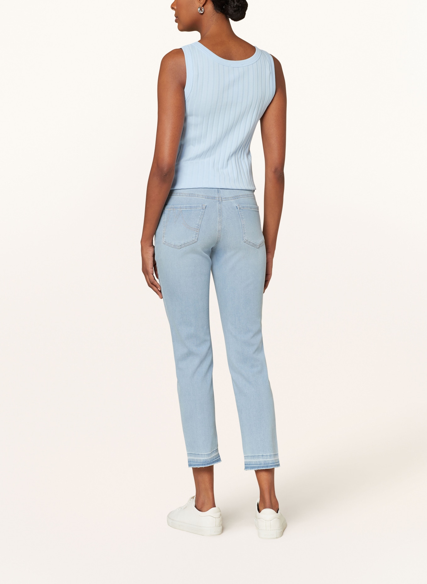 MARC CAIN 7/8 jeans SILEA, Color: 351 baby blue (Image 3)