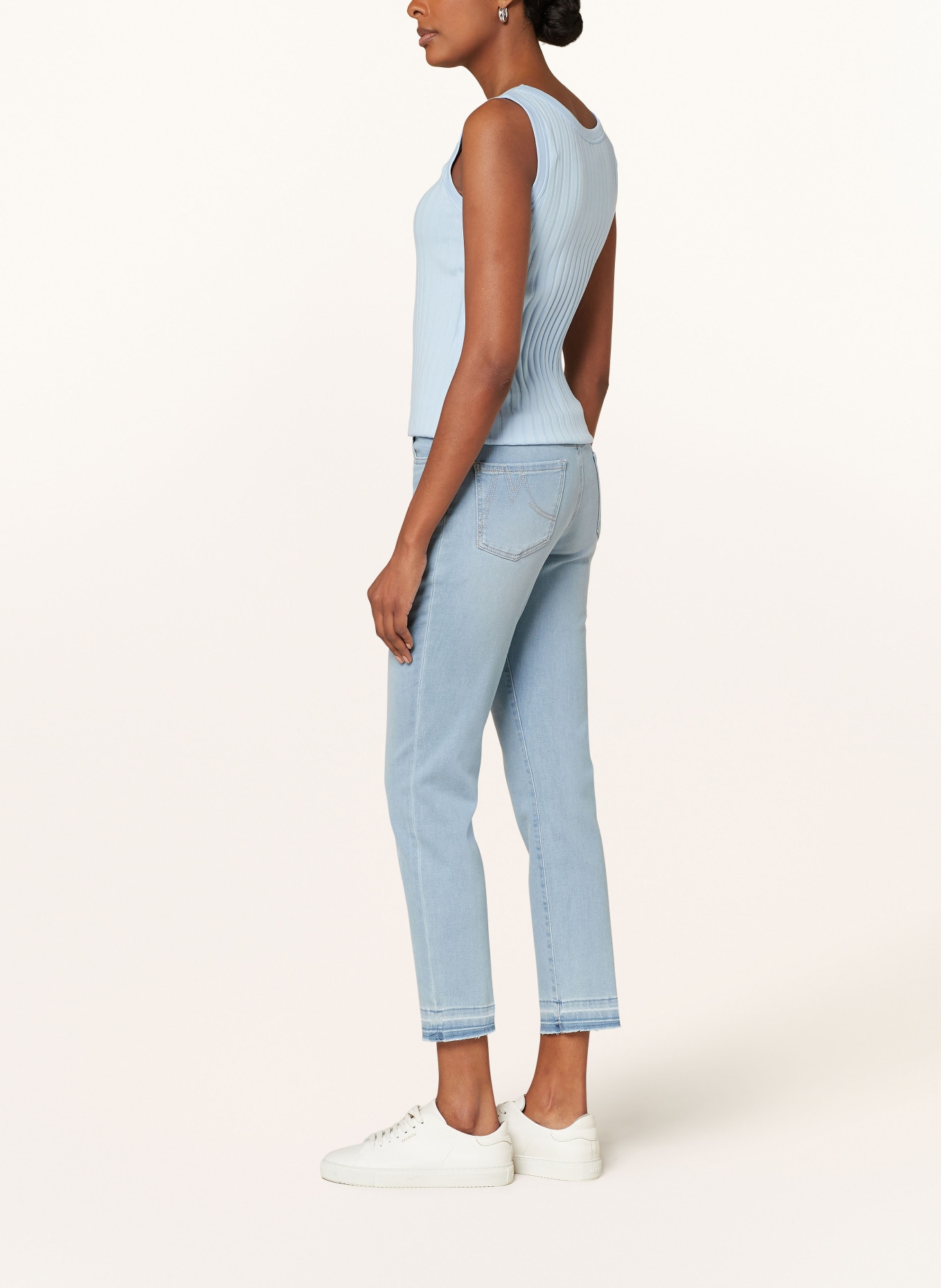 MARC CAIN 7/8 jeans SILEA, Color: 351 baby blue (Image 4)