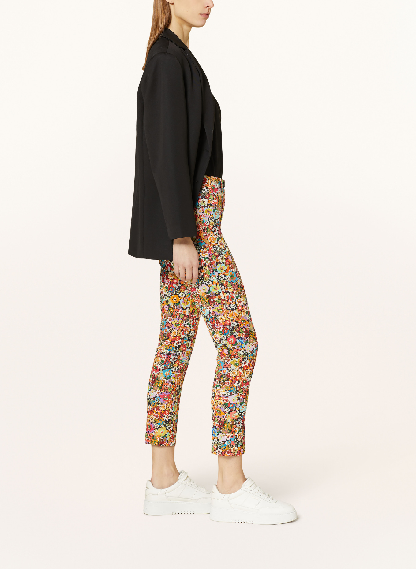 MARC CAIN 7/8 trousers SYDNEY, Color: BLACK/ RED/ TURQUOISE (Image 4)
