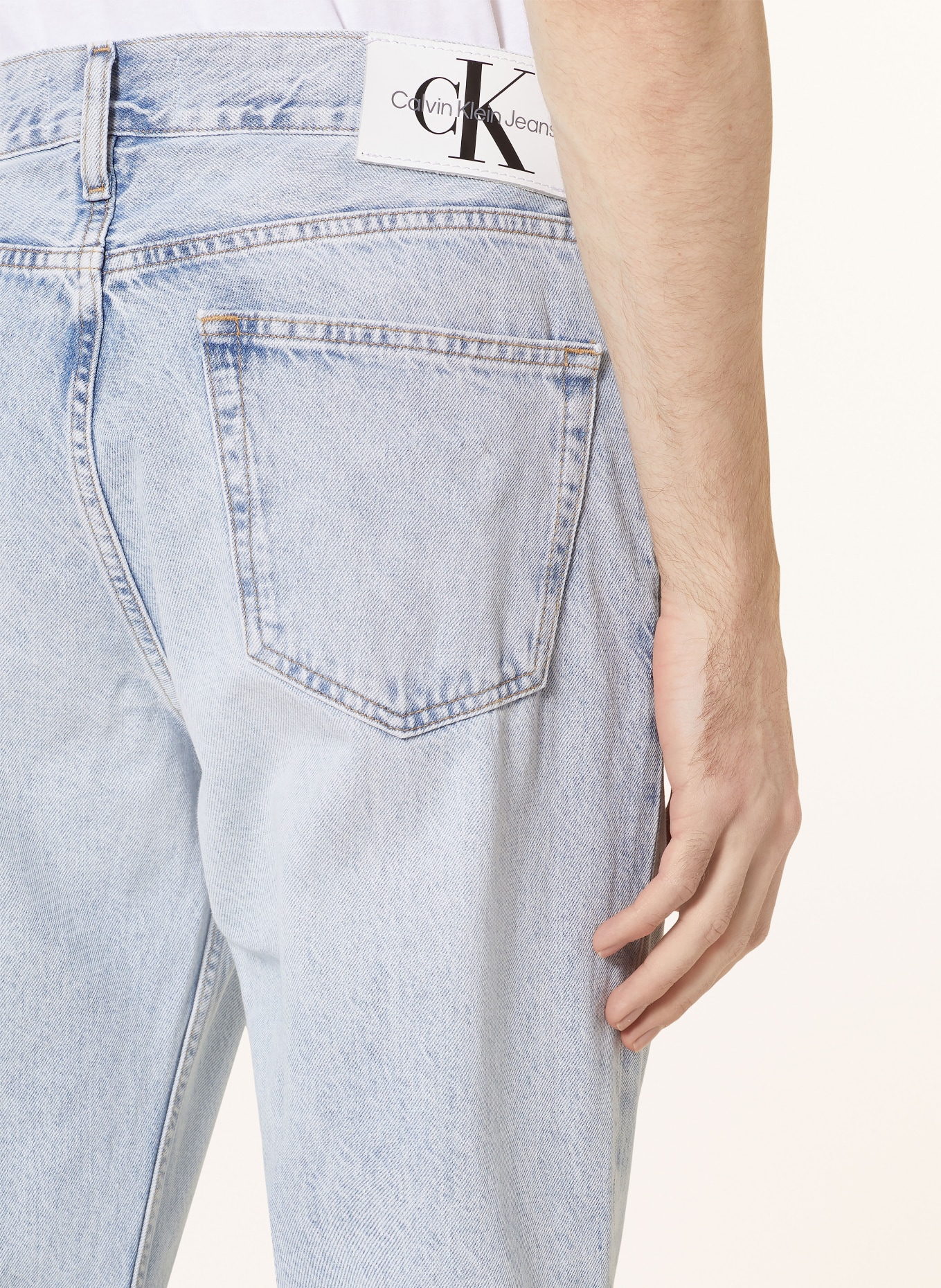 Calvin Klein Jeans Jeansy straight fit, Kolor: 1AA Denim Light (Obrazek 6)