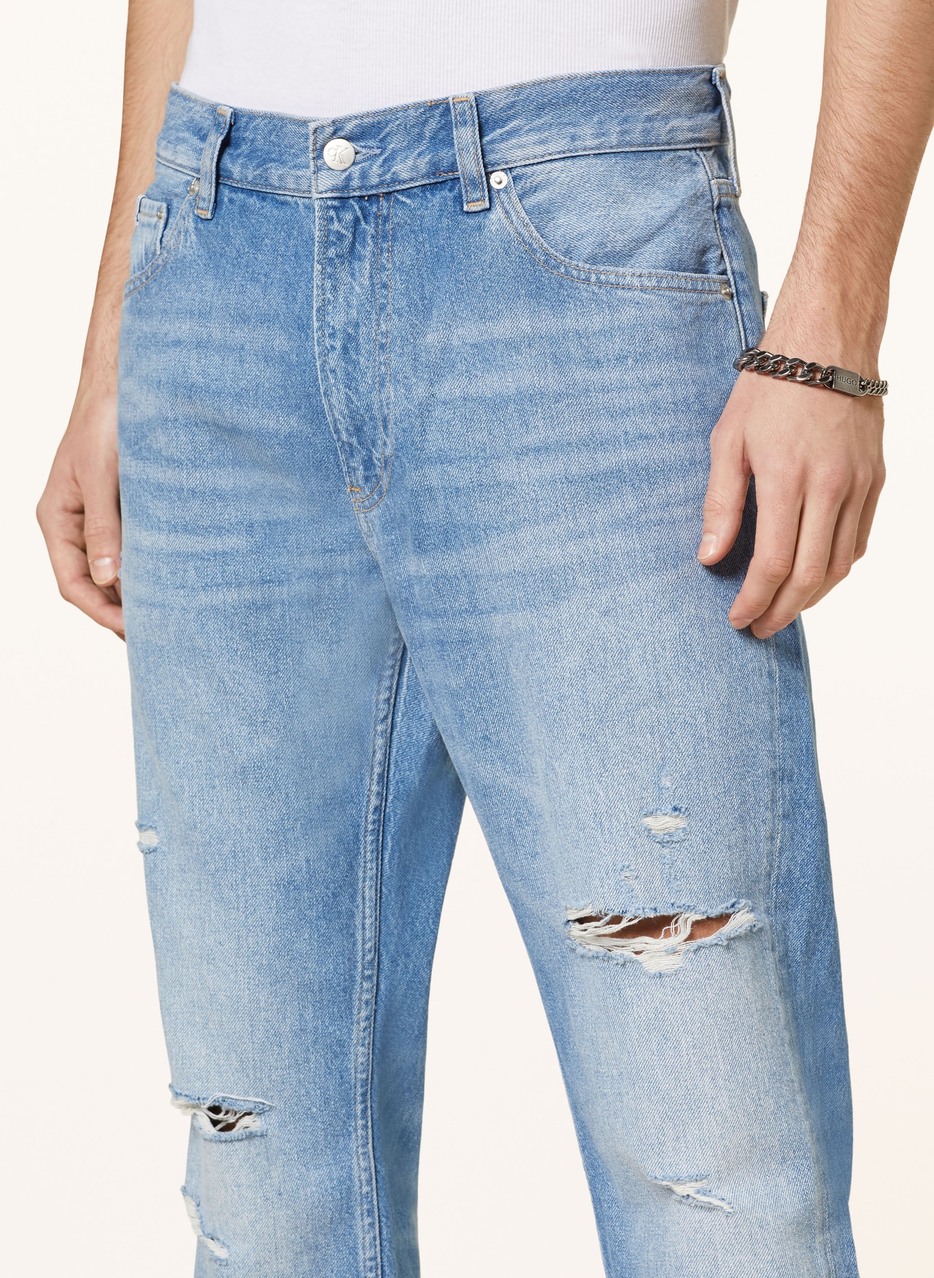 Calvin Klein Jeans Destroyed-Jeans Straight Fit, Farbe: 1AA Denim Light (Bild 5)
