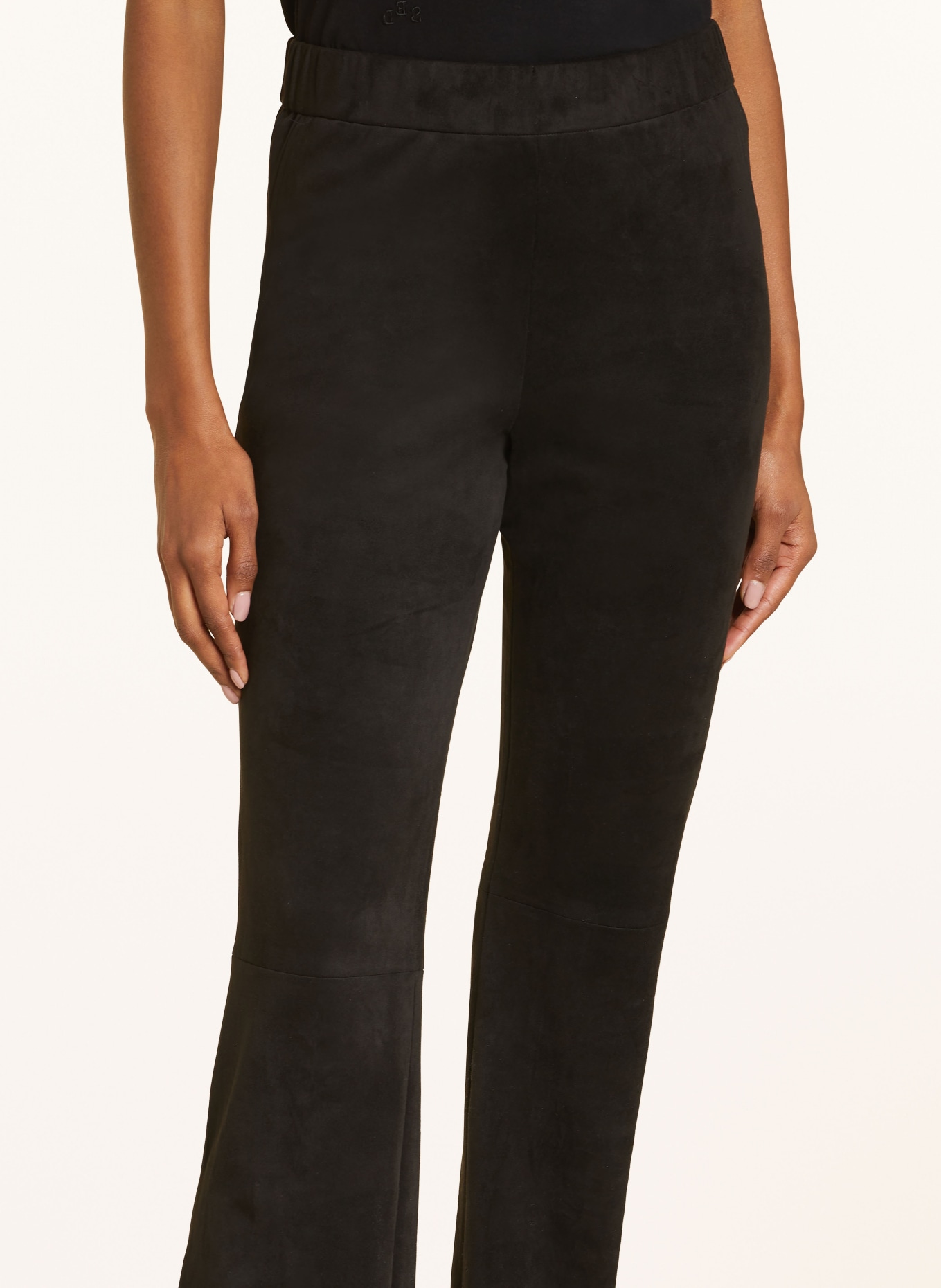 Juvia Bootcut trousers DELIA in leather look, Color: BLACK (Image 5)