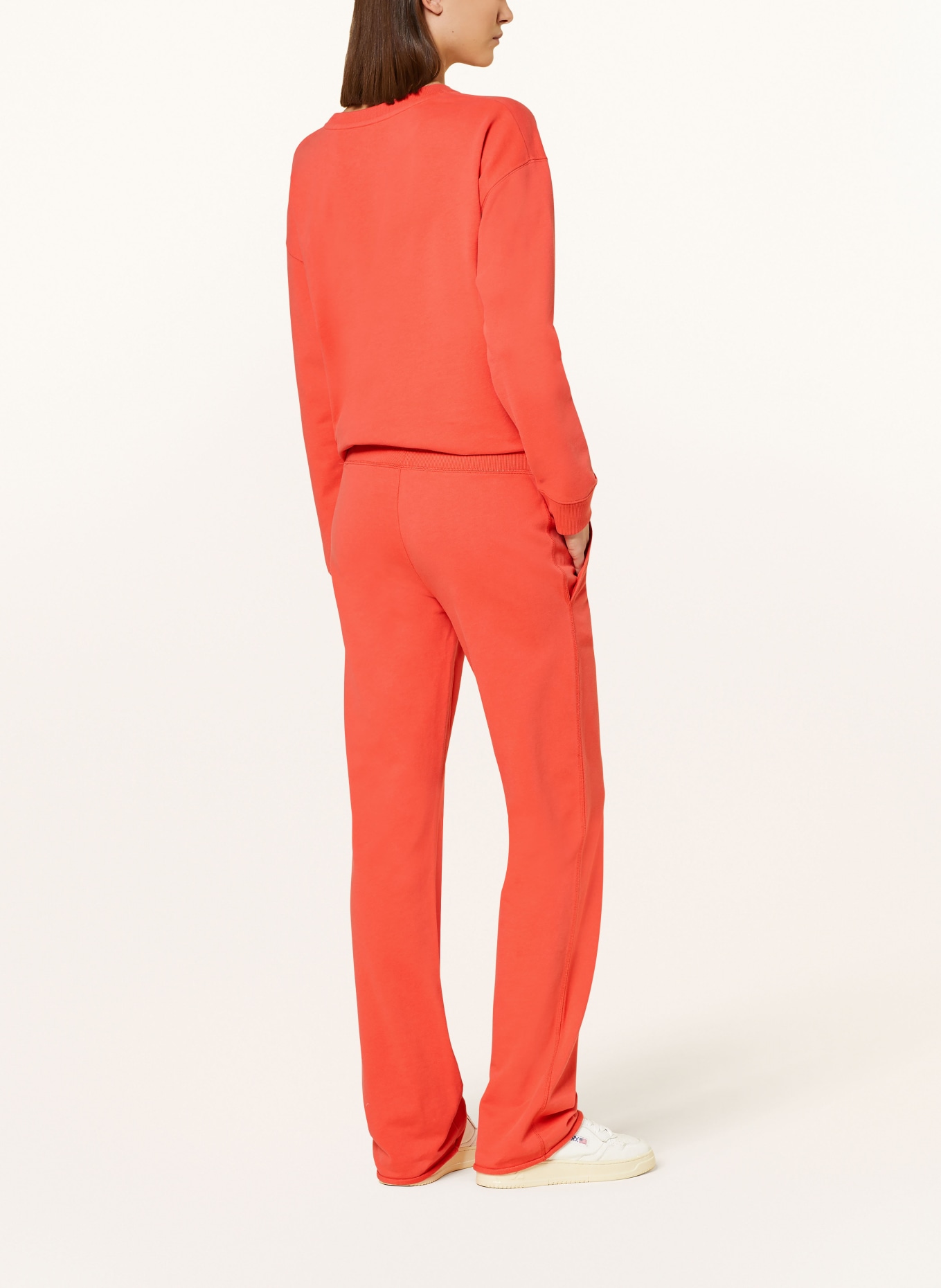Juvia Spodnie dresowe TASHA, Kolor: JASNOCZERWONY (Obrazek 3)