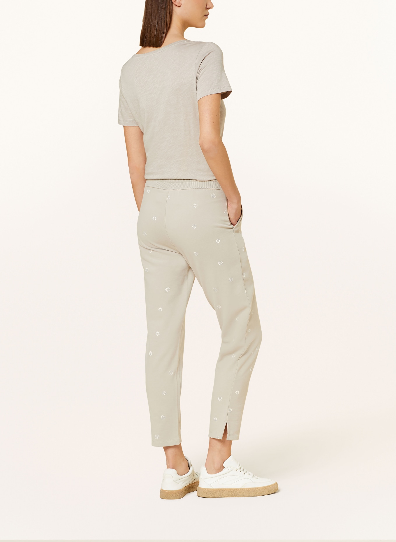 Juvia Sweatpants ALICE, Color: TAUPE/ WHITE (Image 3)