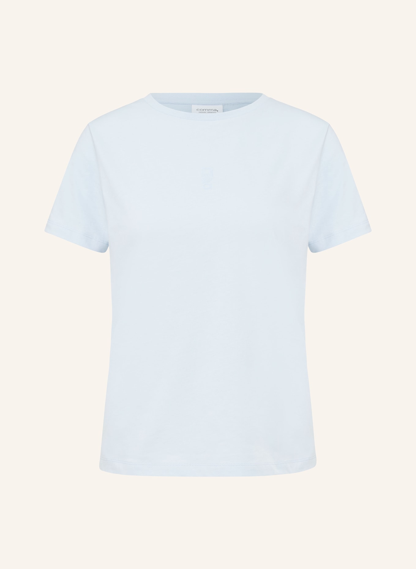 comma casual identity in light blue T-shirt