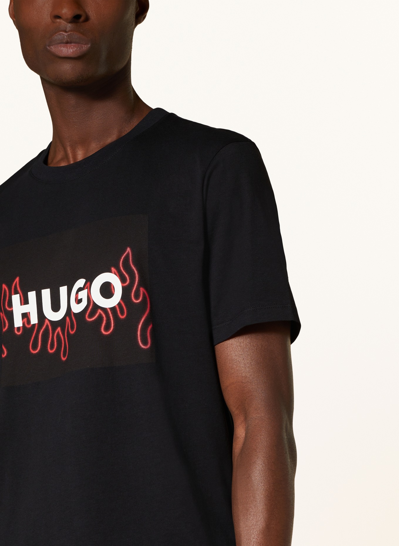 HUGO T-Shirt DULIVE, Farbe: SCHWARZ (Bild 4)