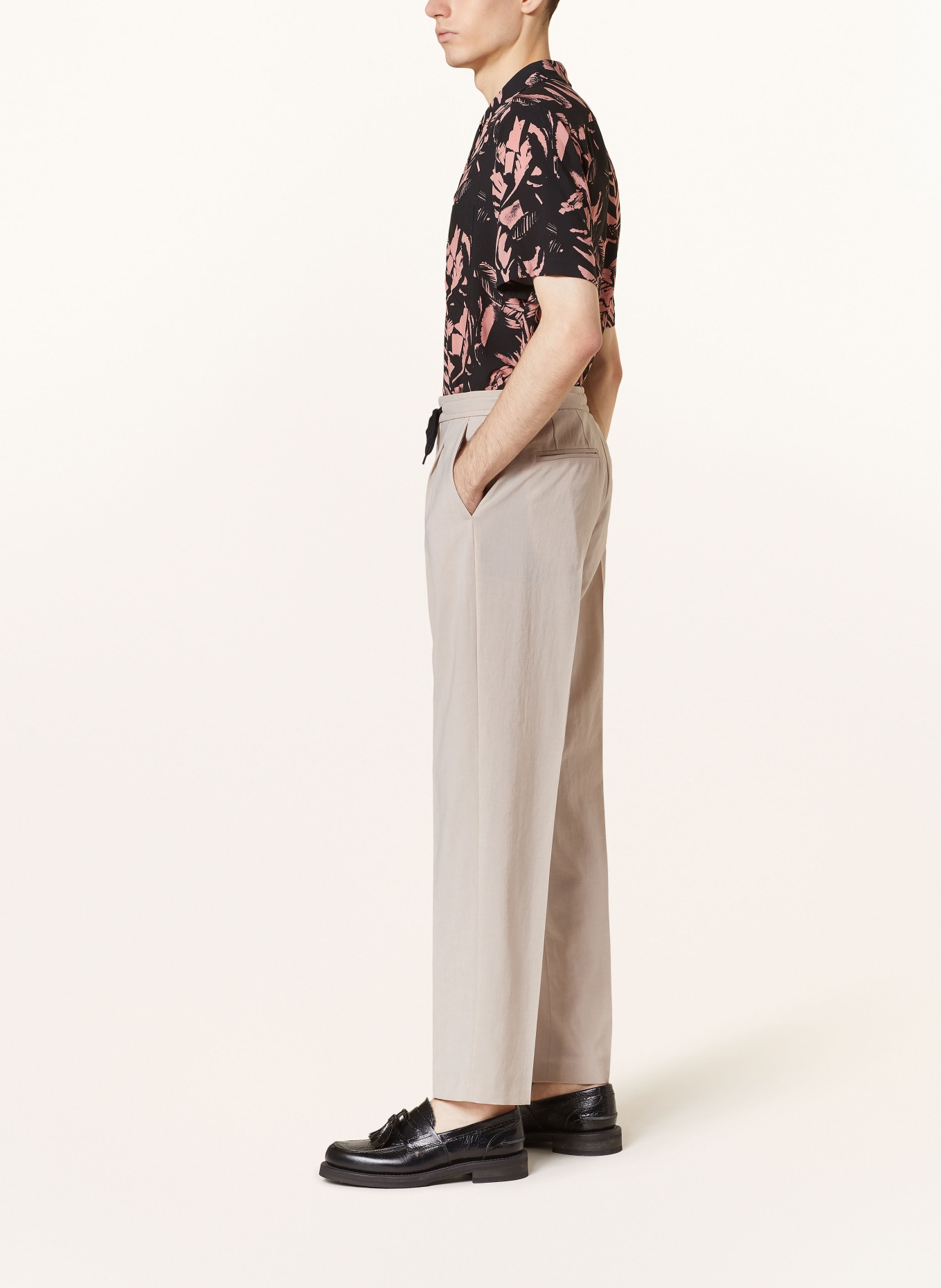 HUGO Spodnie garniturowe TEAGAN w stylu dresowym regular fit, Kolor: 261 MEDIUM BEIGE (Obrazek 5)