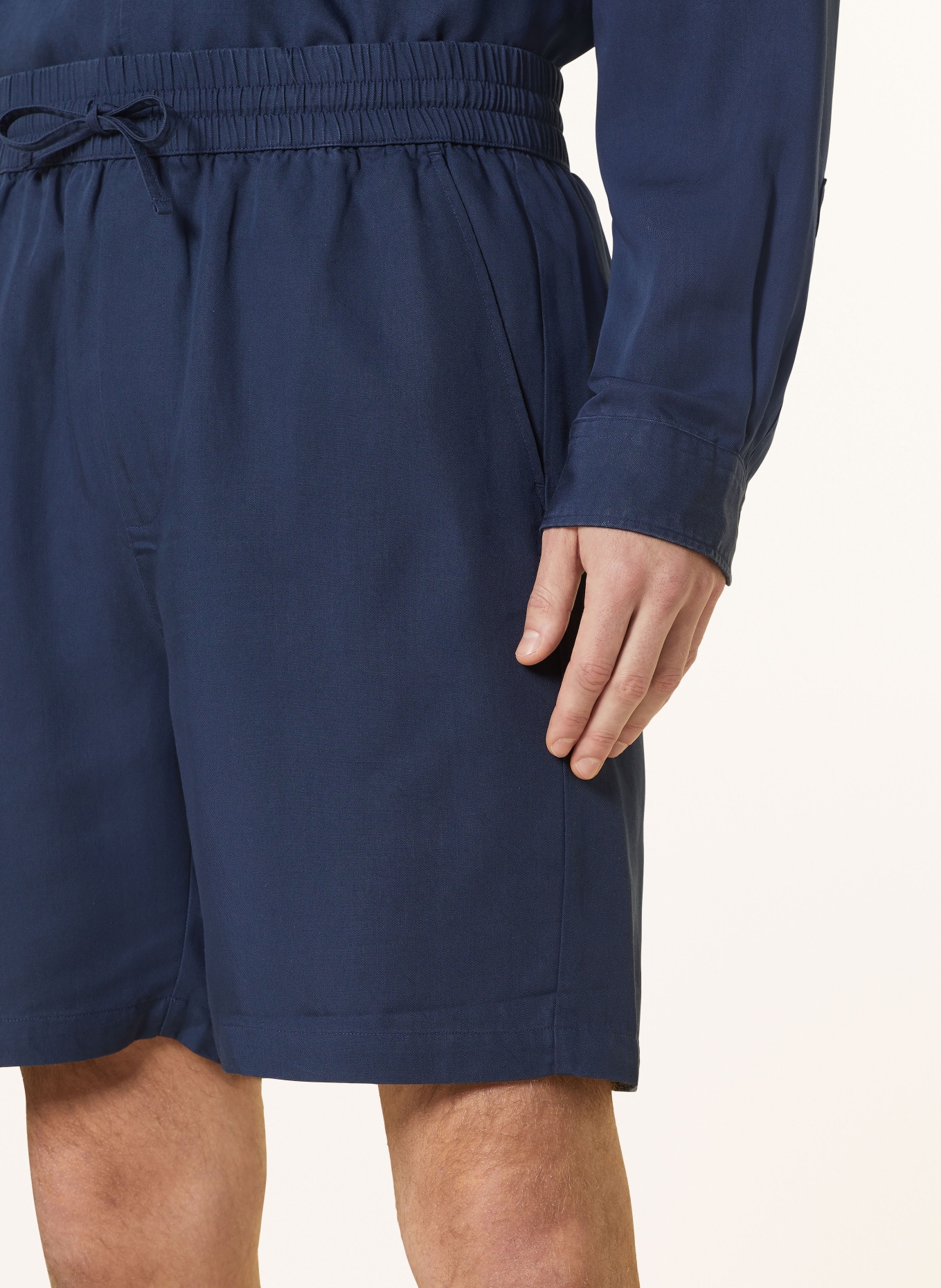 PAUL Shorts: 78703  navy
