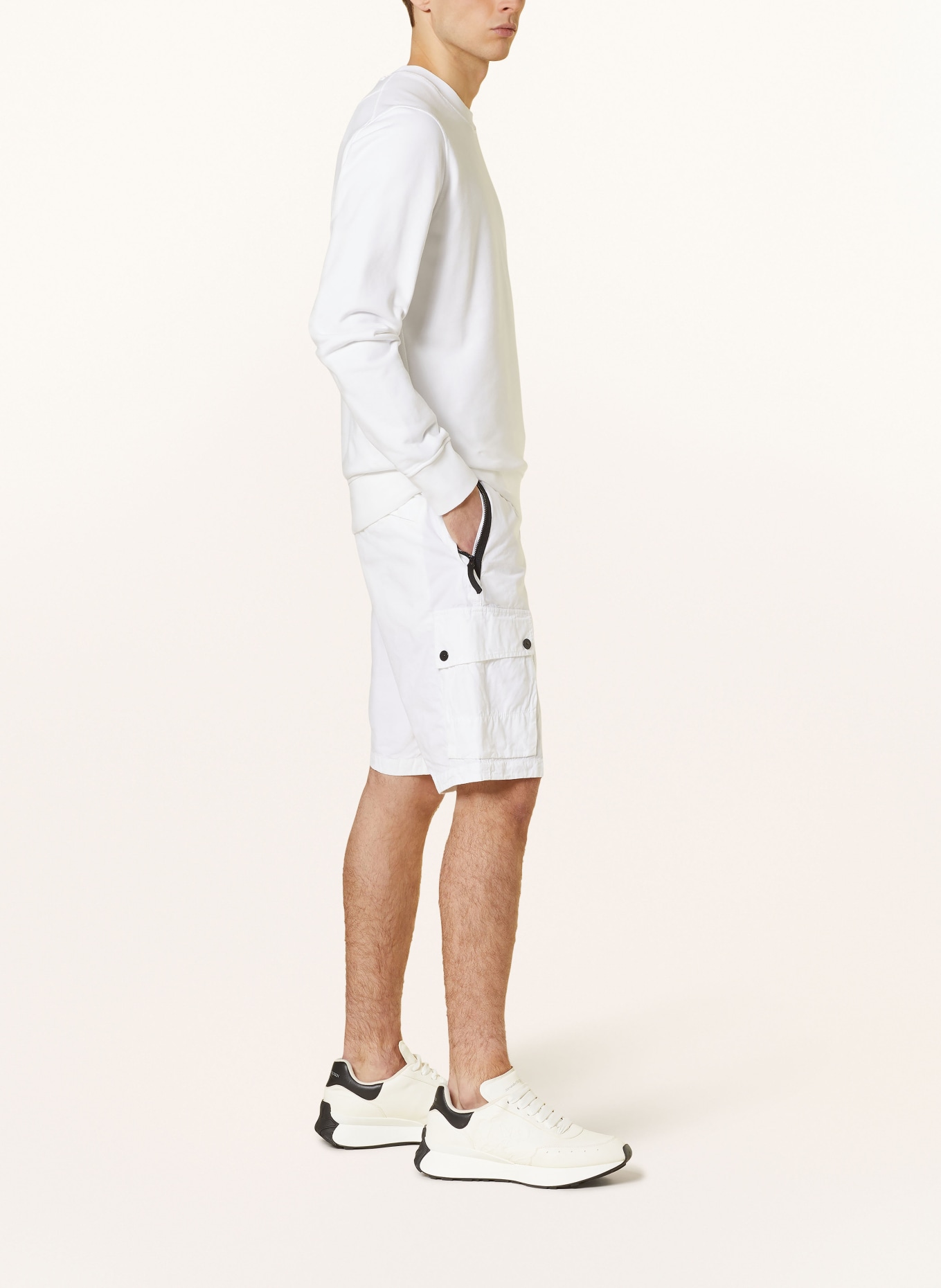 STONE ISLAND Cargo shorts slim fit, Color: WHITE (Image 4)