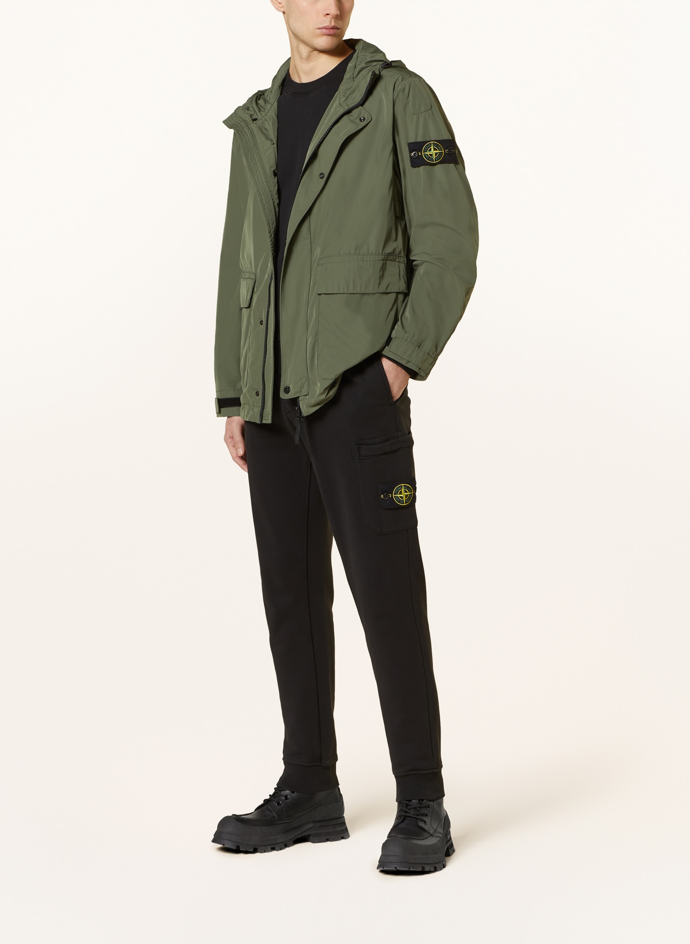 STONE ISLAND Jacket in olive