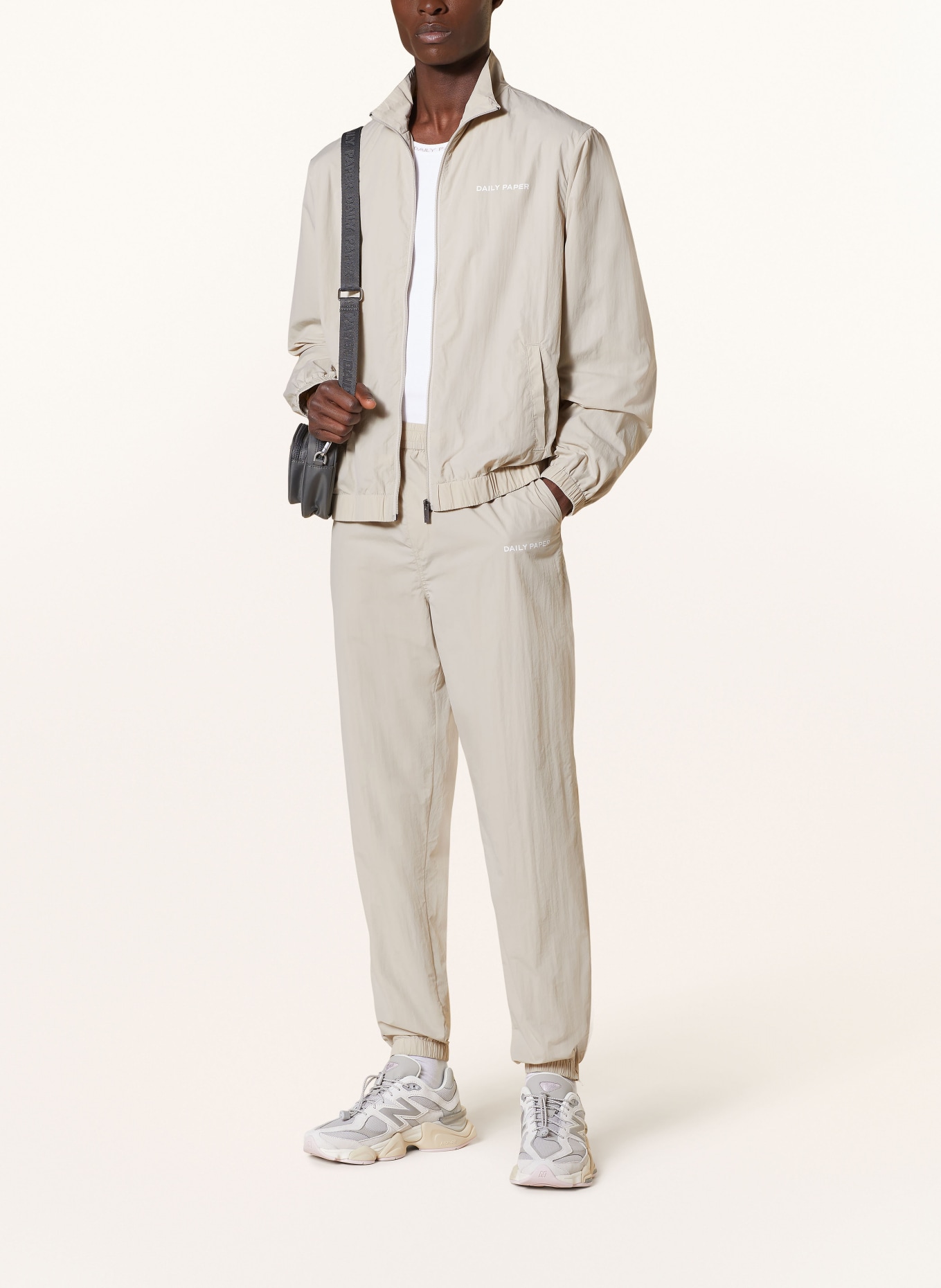 DAILY PAPER Pants EWARD in jogger style, Color: BEIGE (Image 2)