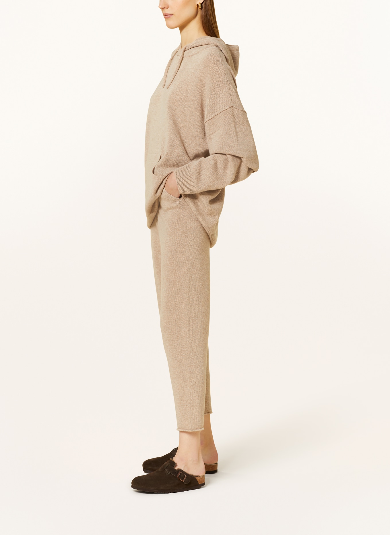 by Aylin Koenig Knit trousers JULES in jogger style made of merino wool, Color: BEIGE (Image 4)