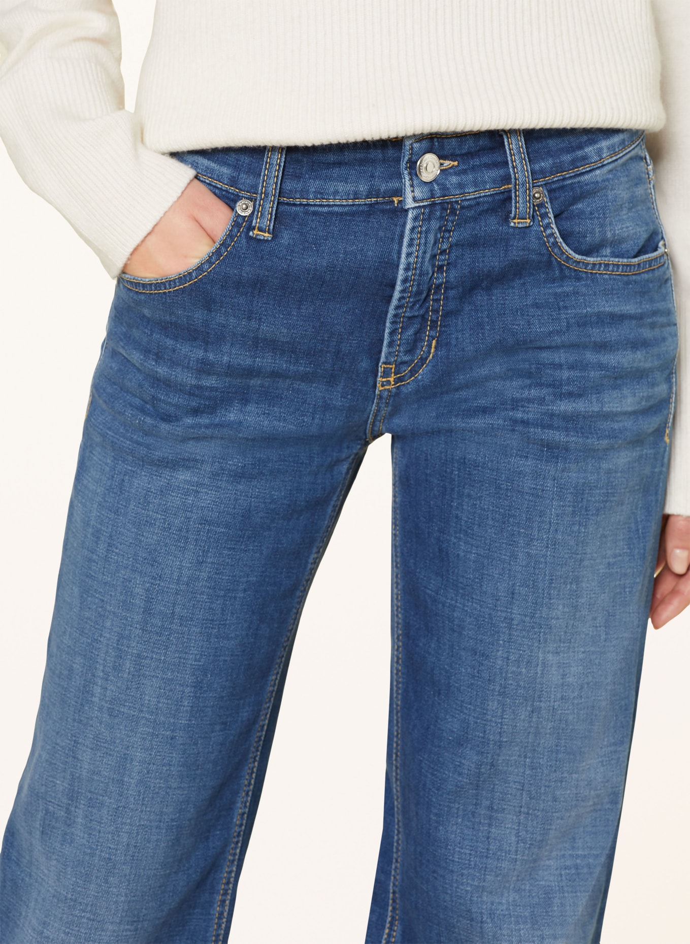 CAMBIO Flared Jeans TESS, Farbe: 5035 summer dark used (Bild 5)
