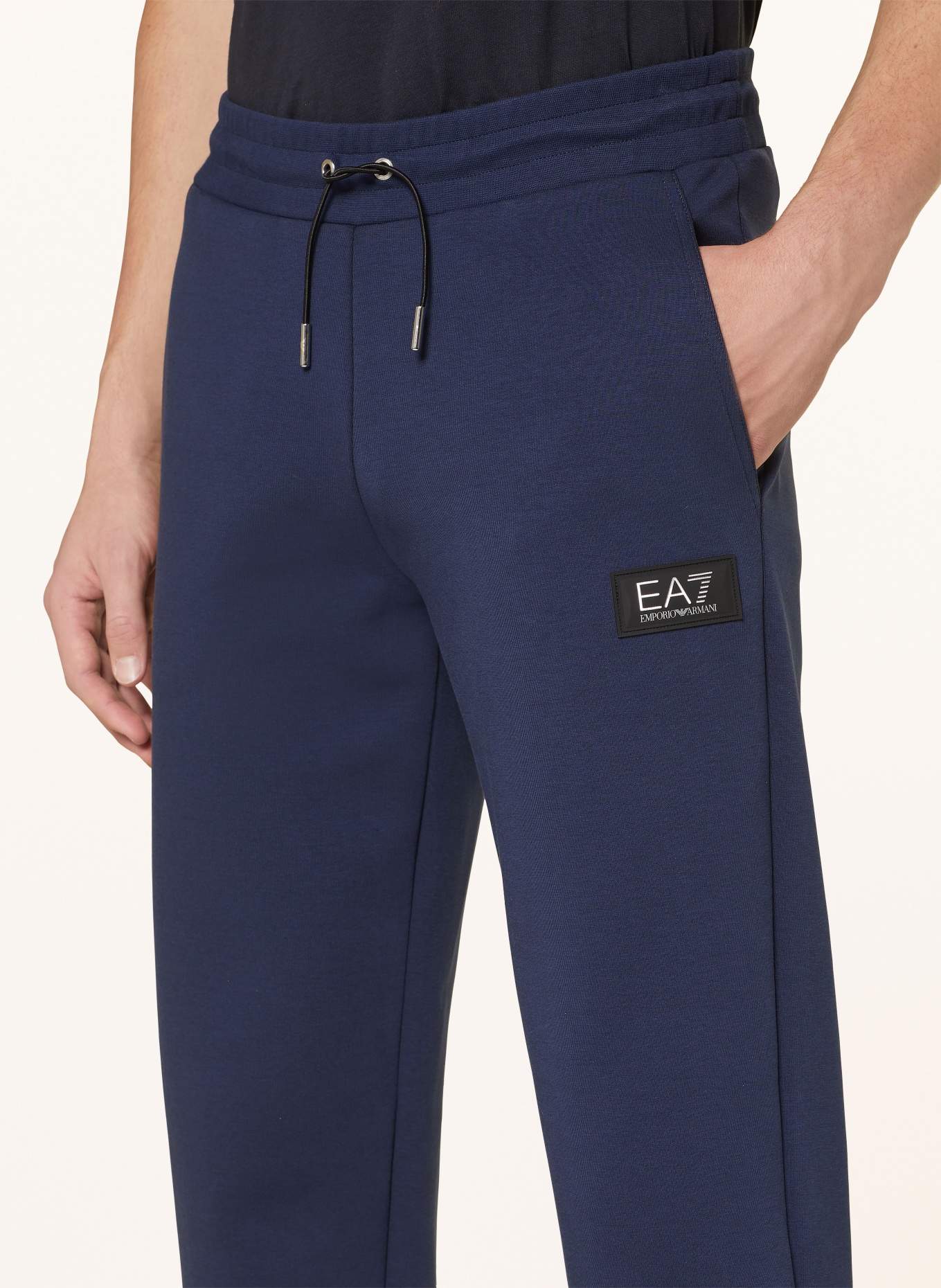 EA7 EMPORIO ARMANI Pants in jogger style, Color: DARK BLUE (Image 5)